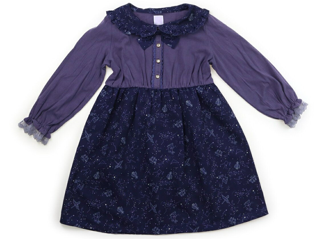 　ブランド 　axes femme KIDS(アクシーズファムキッズ) 　カテゴリー 　ワンピース 　サイズ 　130サイズ 　色 　ネイビー・パープル・星座 　状態 　★★（返品不可） 　記名 　なし 　ジャンル 　Girl サイズ・品質タグの表示が薄くなっています。平置き実寸で着丈約69cm・バスト約70cm・袖丈約44cm。トップスカットソー生地に色褪せ・白っぽさがあります。普段使いにいかがでしょうか。 ＊【状態】【サイズ】に関しての詳しい説明はこちら