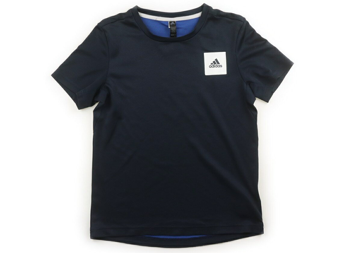 　ブランド 　Adidas(アディダス) 　カテゴリー 　スポーツウェア・ダンスウェア 　サイズ 　150サイズ 　色 　ブラック・ホワイト 　状態 　★★★ 　記名 　なし 　ジャンル 　Girl メッシュポリエステル。所々にひっかき傷があります。まだお使いいただけそうです。 ＊【状態】【サイズ】に関しての詳しい説明はこちら