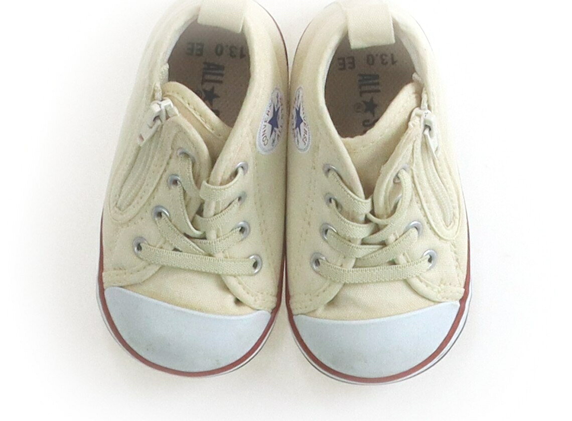 　ブランド 　CONVERSE(コンバース) 　カテゴリー 　スニーカー 　サイズ 　靴13cm〜 　色 　アイボリー 　状態 　★★★ 　記名 　なし 　ジャンル 　Boy 実際のサイズ表記は、13.0cm。かかとにすり減りあり。全体的に薄汚れています。ゴムの匂いが強いです。 ＊【状態】【サイズ】に関しての詳しい説明はこちら