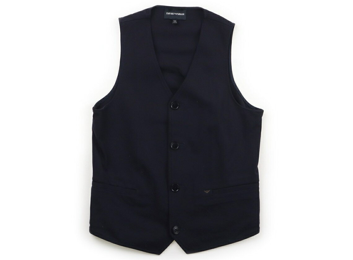 　ブランド 　Armani(アルマーニ) 　カテゴリー 　ベスト 　サイズ 　150サイズ 　色 　ネイビー 　状態 　★★★★ 　記名 　なし 　ジャンル 　Boy 12A/154cmサイズ表記。ポケットは飾り。カットソー地で、目立つ汚れはありません。 ＊【状態】【サイズ】に関しての詳しい説明はこちら