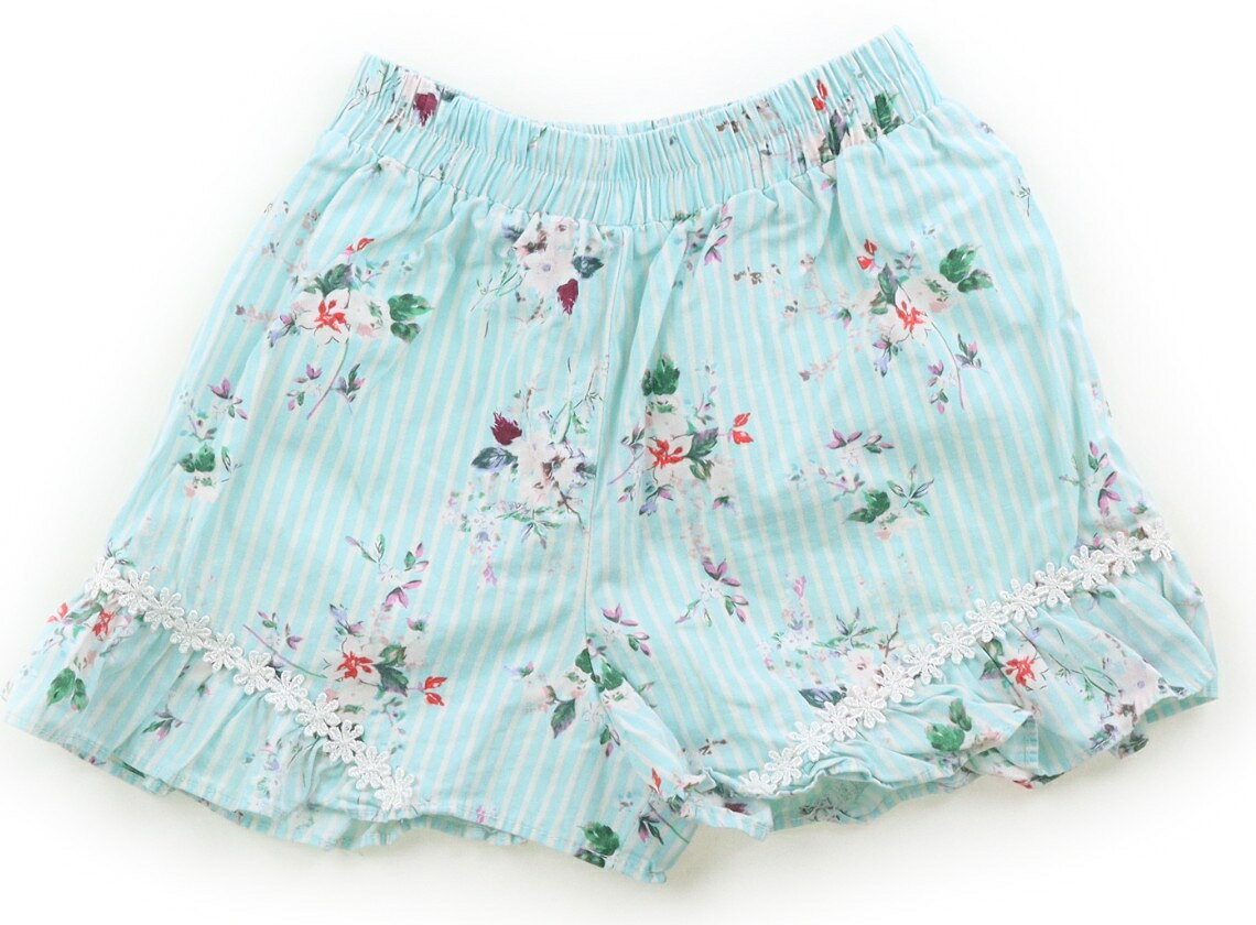 　ブランド 　BONNIE JEAN(ボニージーン) 　カテゴリー 　ショートパンツ 　サイズ 　110サイズ 　色 　ストライプ柄ブルーホワイト花柄 　状態 　★★★ 　記名 　なし 　ジャンル 　Girl 実際のサイズ表記は4T。ウエストは総ゴム。前後に薄い茶色い汚れあり。洗いざらし感がありますが、まだまだ普段着として活躍してくれそうです。 ＊【状態】【サイズ】に関しての詳しい説明はこちら