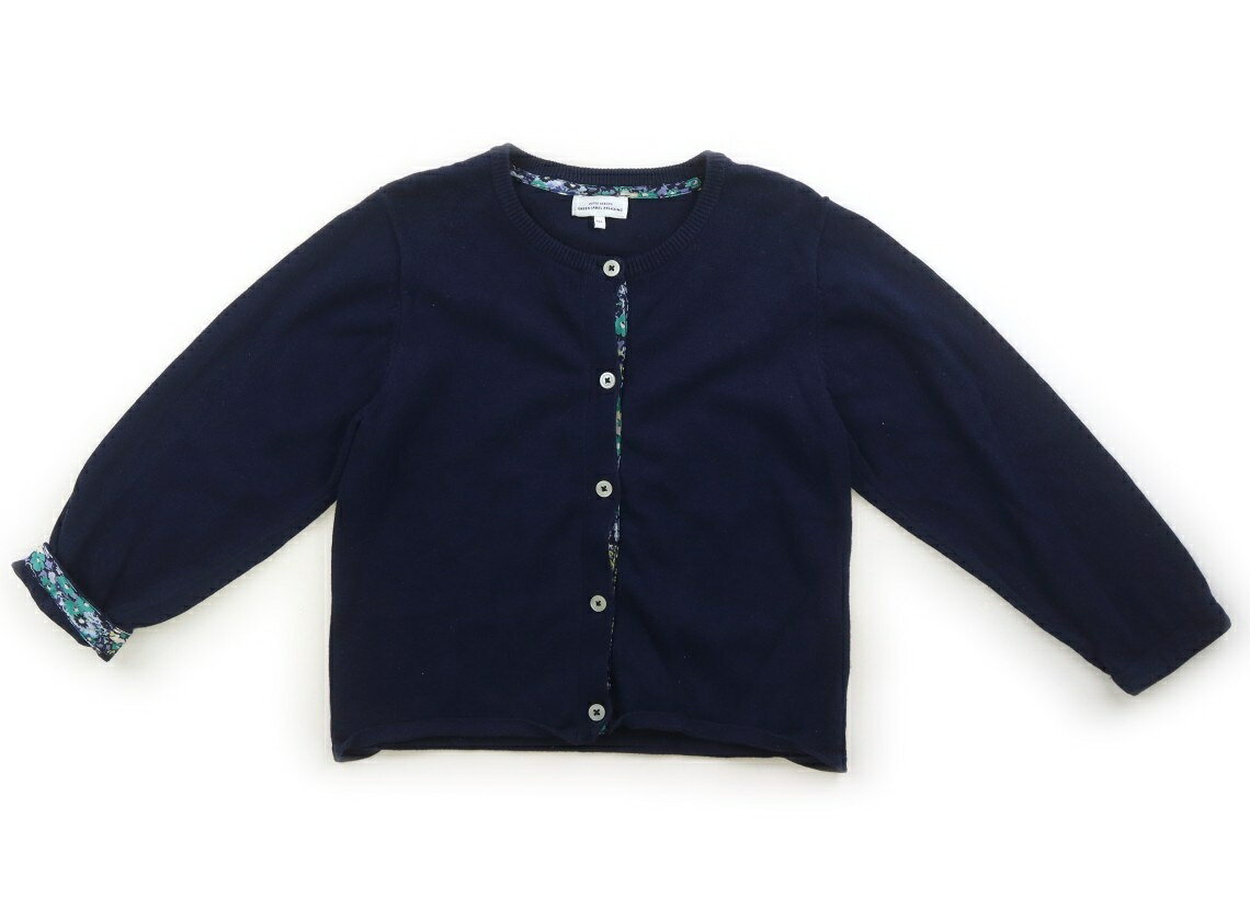 　ブランド 　UNITED ARROWS(ユナイテッドアローズ) 　カテゴリー 　カーディガン 　サイズ 　120サイズ 　色 　ダークネイビー 　状態 　★★★ 　記名 　なし 　ジャンル 　Girl green label relaxingです。実際のサイズ表記は122cm。コットンニット生地。全体にやや毛羽立ち、裾にヨレが見受けられます。 ＊【状態】【サイズ】に関しての詳しい説明はこちら