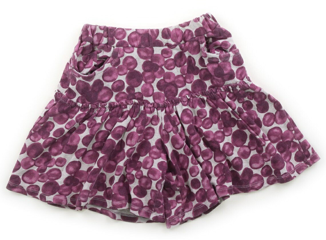　ブランド 　BeBe(べべ) 　カテゴリー 　キュロット 　サイズ 　140サイズ 　色 　グレー・パープル 　状態 　★★★ 　記名 　なし 　ジャンル 　Girl 薄手の裏毛生地。ウエストは総ゴムです。いくつかのシミあり。全体に色あせ・毛羽立ちがあります。 ＊【状態】【サイズ】に関しての詳しい説明はこちら
