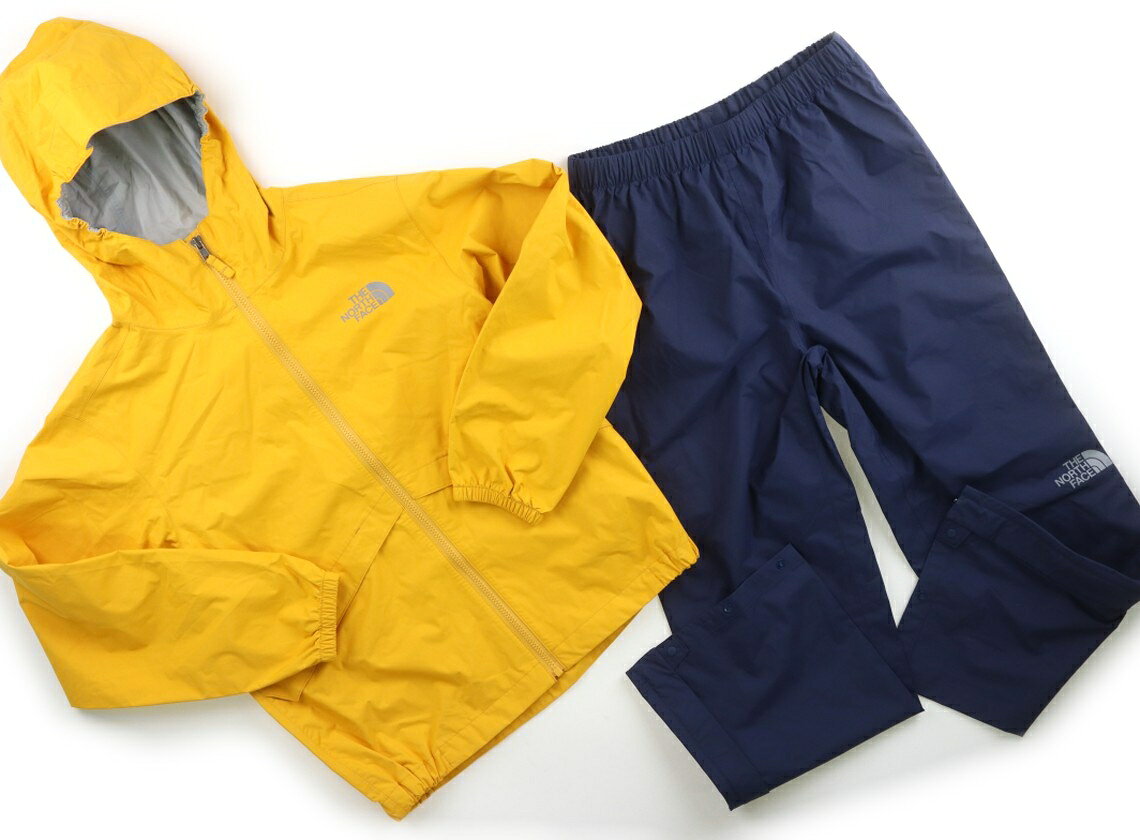 　ブランド 　The North Face(ノースフェイス) 　カテゴリー 　レインコート・レインハット 　サイズ 　140サイズ 　色 　イエロー・ネイビー 　状態 　★★★ 　記名 　なし 　ジャンル 　Boy 上下セット。トップスの後身頃とフードに点状の汚れあり。まだお使いいただけそうです。 ＊【状態】【サイズ】に関しての詳しい説明はこちら