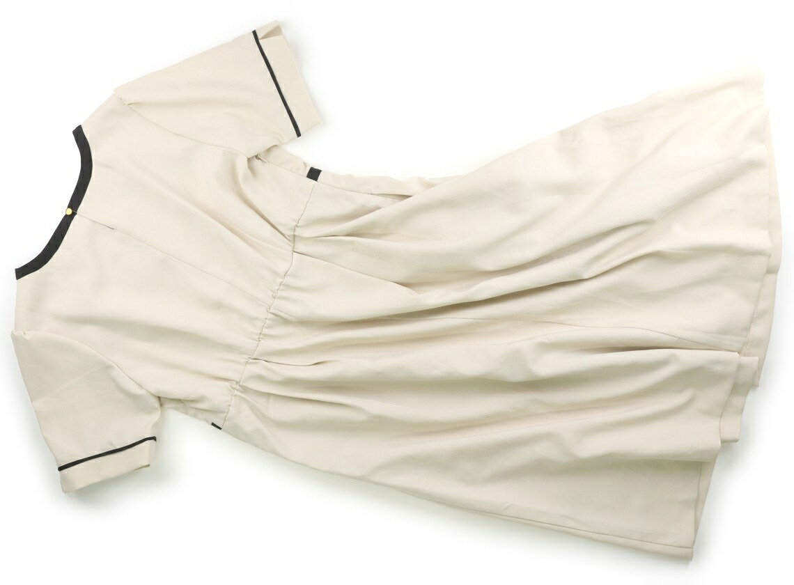 ミルクティー Milk Tea マタニティワンピース ママ向けアイテム アイボリー、黒い...