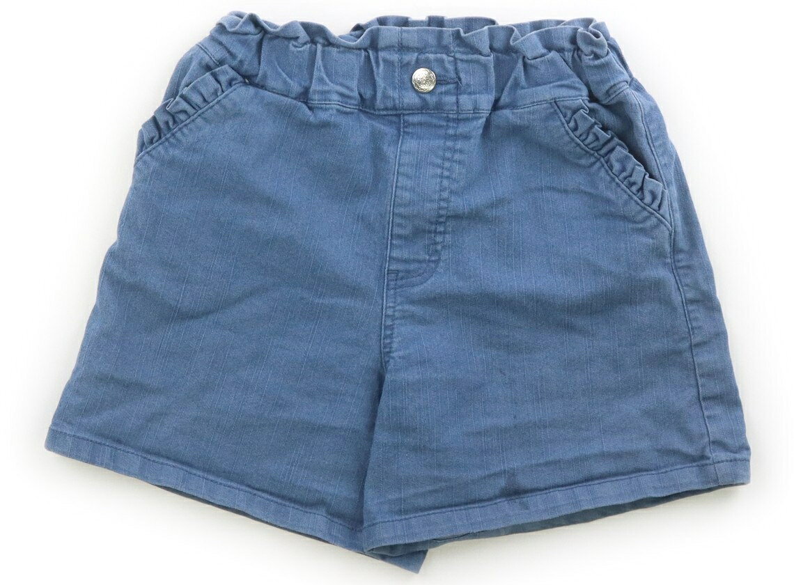 　ブランド 　BeBe Petits Pois Vert(ベベ プチ ポワ ヴェール) 　カテゴリー 　キュロット 　サイズ 　130サイズ 　色 　ブルー 　状態 　★★（返品不可） 　記名 　なし 　ジャンル 　Girl ウエストは総ゴム、交換穴あり。前に薄い黒い汚れあり。ヒップが擦れて薄汚れています。色褪せと洗いざらし感がありますが、まだまだお使いいただけます。 ＊【状態】【サイズ】に関しての詳しい説明はこちら