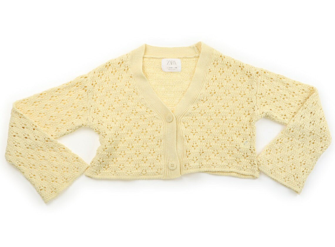　ブランド 　ZARA(ザラ) 　カテゴリー 　カーディガン 　サイズ 　140サイズ 　色 　イエロー 　状態 　★★★ 　記名 　なし 　ジャンル 　Girl ポリエステル綿ニット。9-10/140CM表記。少し洗いざらし感と毛玉がありますがまだまだお使いいただけそうです。 ＊【状態】【サイズ】に関しての詳しい説明はこちら