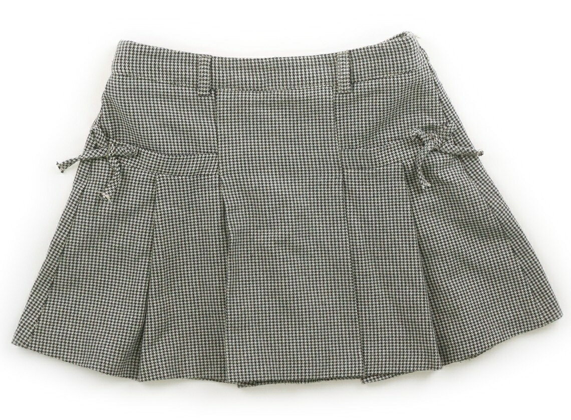 　ブランド 　ZARA(ザラ) 　カテゴリー 　スカート 　サイズ 　140サイズ 　色 　ベージュ、黒、千鳥格子 　状態 　★★★ 　記名 　なし 　ジャンル 　Girl サイズ調整ゴムが付いています。脇ファスナーあき。裏地はありません。全体に薄っすら毛玉が見受けられます。品質タグが切られています。 ＊【状態】【サイズ】に関しての詳しい説明はこちら