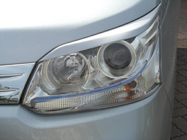 アイライン ホンダシビックFC 10世代カーボンヘッドライトアイブロウまぶた光沢のあるトリム For Honda Civic FC 10th Generation Carbon Headlight Eyebrow Eyelid Glossy Trim