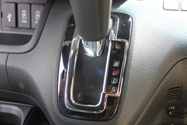 ワゴンスター　内外装パーツ【N BOX・N BOXカスタム JF3・JF4】シフトゲートカバー　※沖縄は別途送料がかかります。