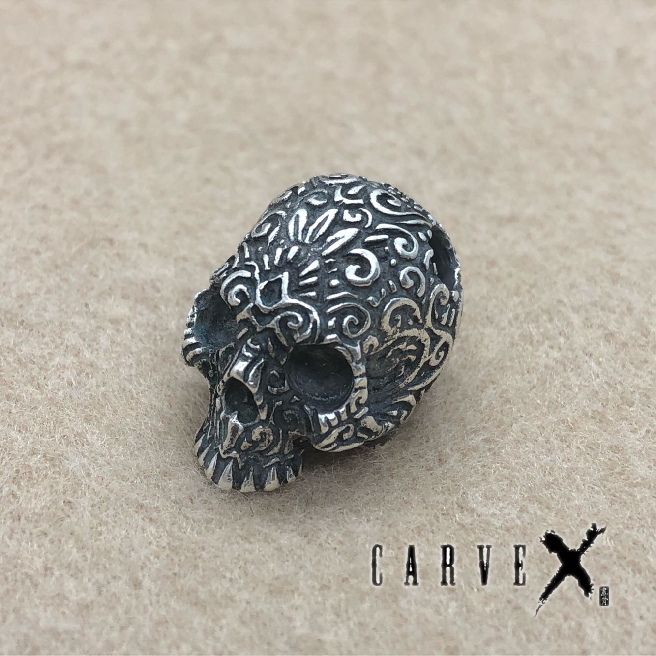 樂天商城 - 【ハンドメイド】 唐草 スカル ペンダント ジュエリー メンズーペンダント シルバーペンダント ネックレス 日本製 髑髏 骸骨