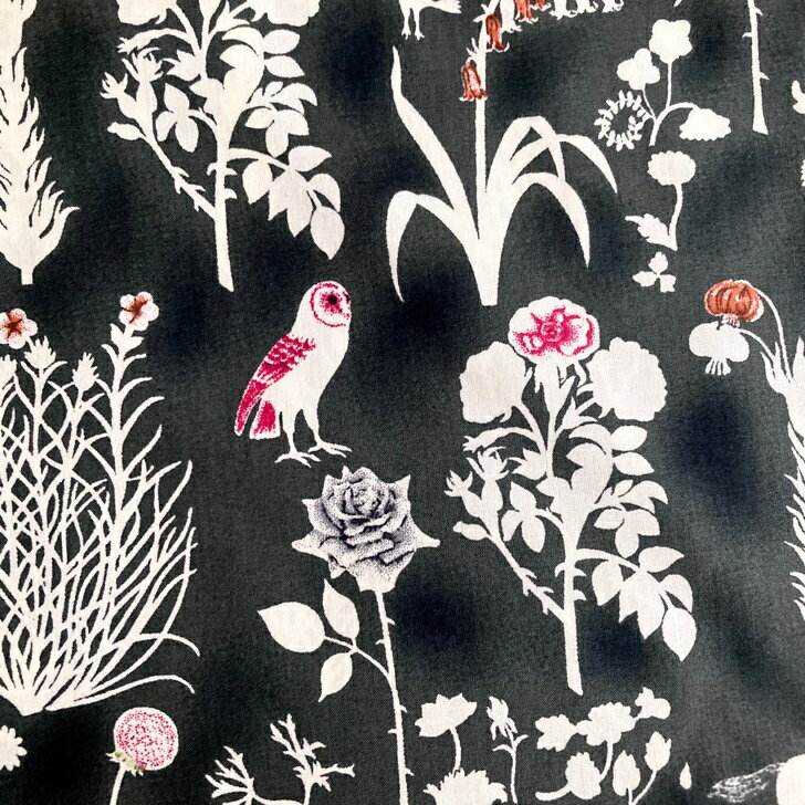 Rakuten - リバティ 生地 Yoshie ヨシエ 国産 タナローン 動物柄 植物柄 ブラック BE Liberty Fabrics 50cm単位