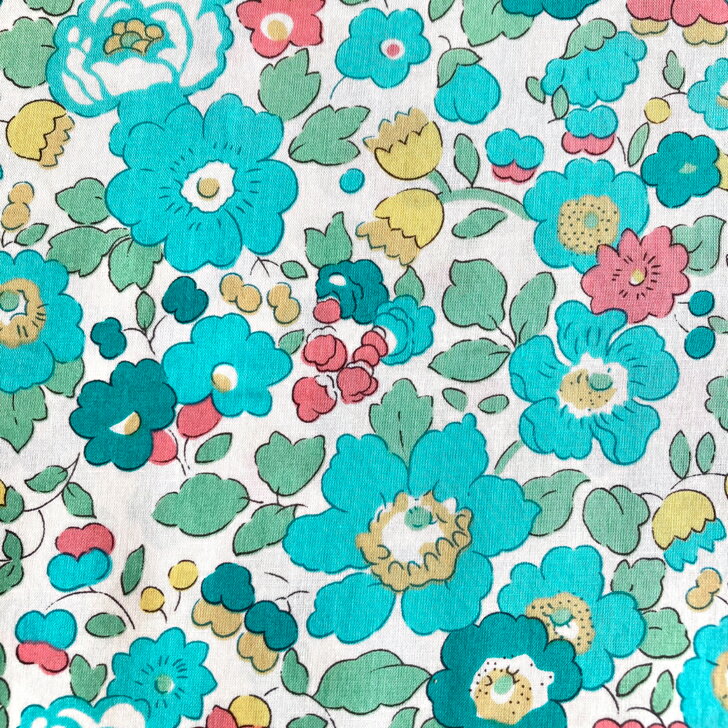 乐天商城 - Liberty Fabrics Betsy ベッツィー DE エメラルド グリーン リバティプリント 生地 国産 タナローン 50cm単位【Retroな花柄】