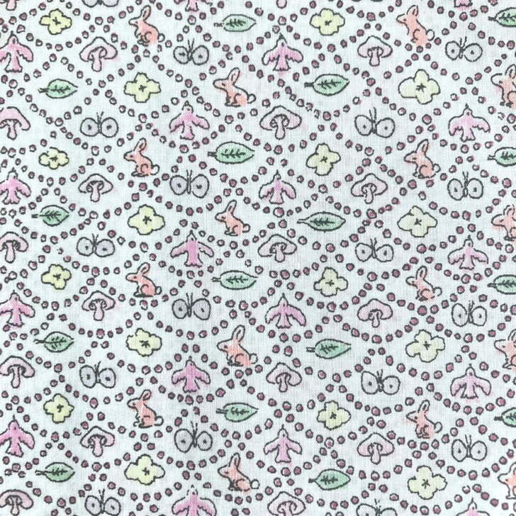 【ミナペルホネン コラボ柄】Forest Wave フォレスト ウェーブ ZE ピンク オレンジ リバティプリント 生地 国産 タナローン Liberty Fabrics 50cm単位 動物柄 ウサギ ハト きのこ 手芸 布