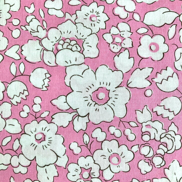 Rakuten - リバティ 生地 Betsy Boo ベッツィ・ブー 23AT 国産 タナローン リバティプリント 50cm単位【人気の花柄】
