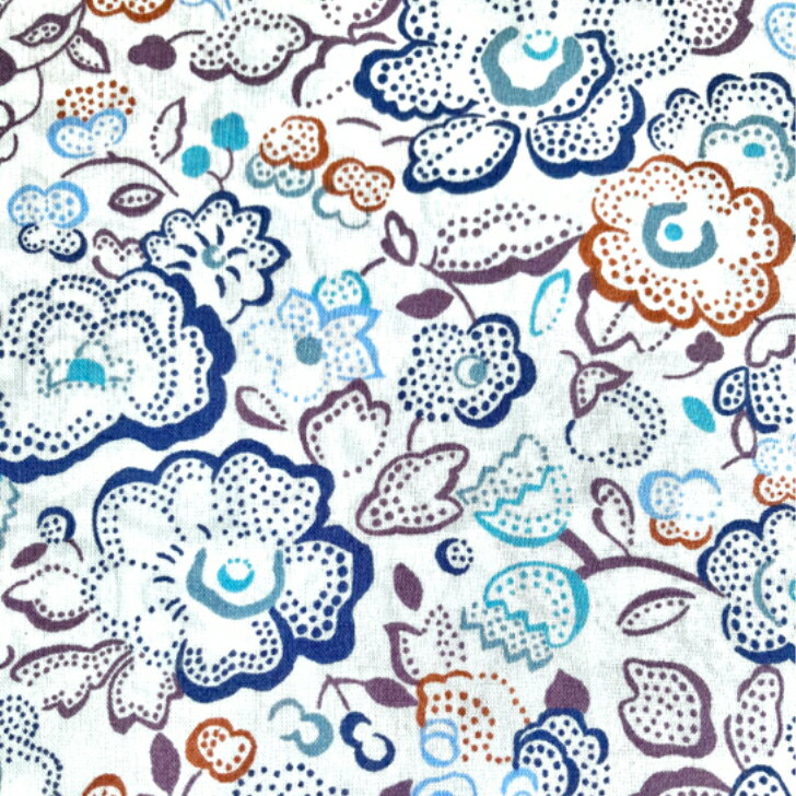 Rakuten - リバティ 生地 Betsy Dot ベッツィ・ドット 25CU【From the Studio】 イタリア産 タナローン リバティプリント 50cm単位【2025AW】アンティーク風 花柄 ブルー