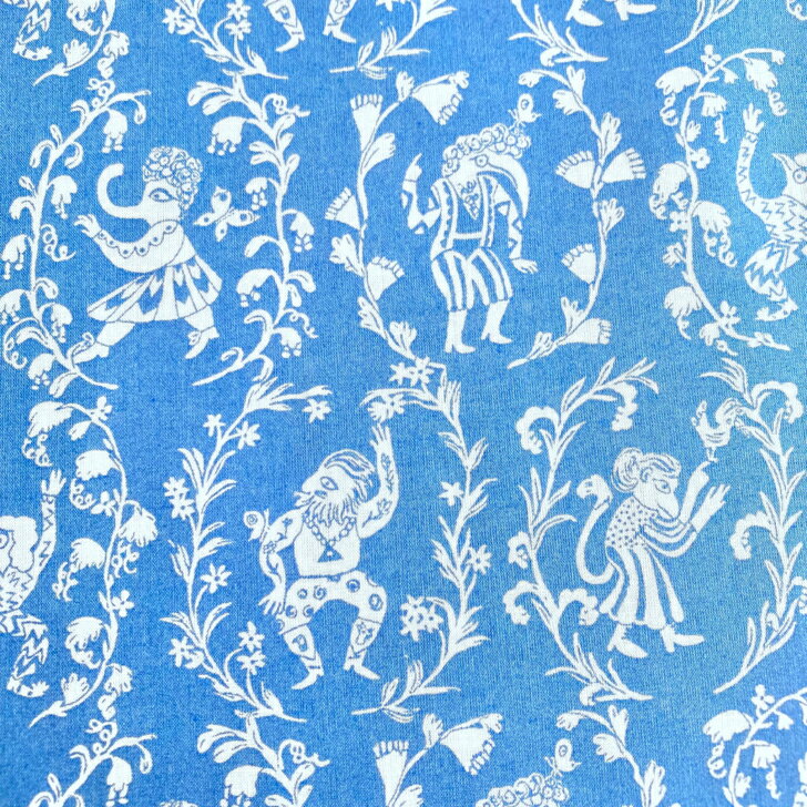 Rakuten - リバティ 生地 Carved Characters カーヴド・キャラクターズ 25AU イタリア産 タナローン タイル柄 青色 Liberty Fabrics 50cm単位 手芸 布【2025SS RETOLD 150TH ANNIVERSARY COLLECTION】メンズ 男の子 にもおすすめの柄