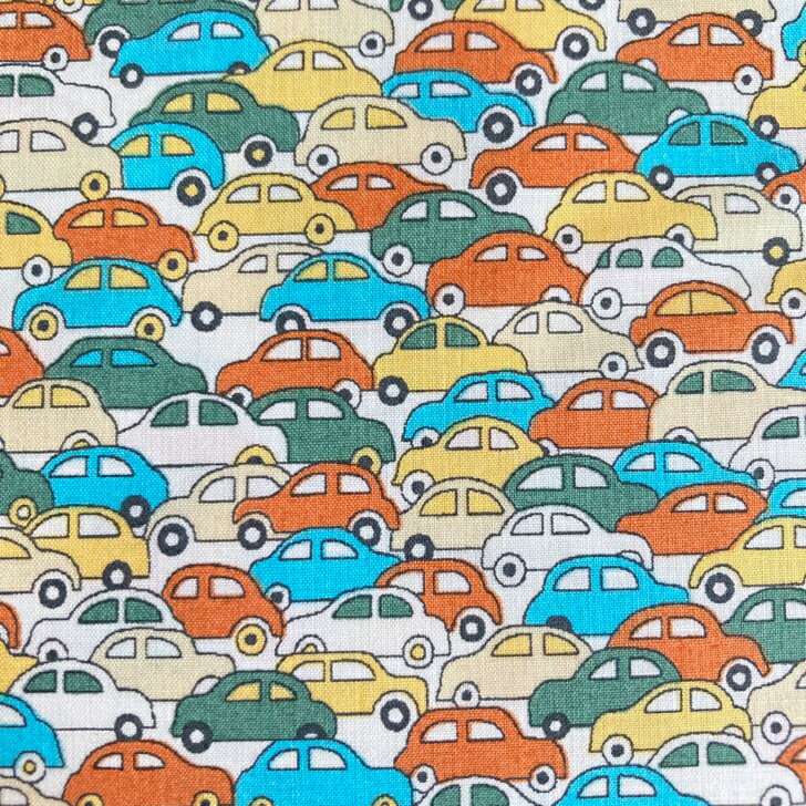 【2021年 エターナル】リバティ 生地 Cars カーズ AP 国産 ピカデリーポプリン 男の子柄 車 イエロー オレンジ グリーン Liberty Fabrics 50cm単位