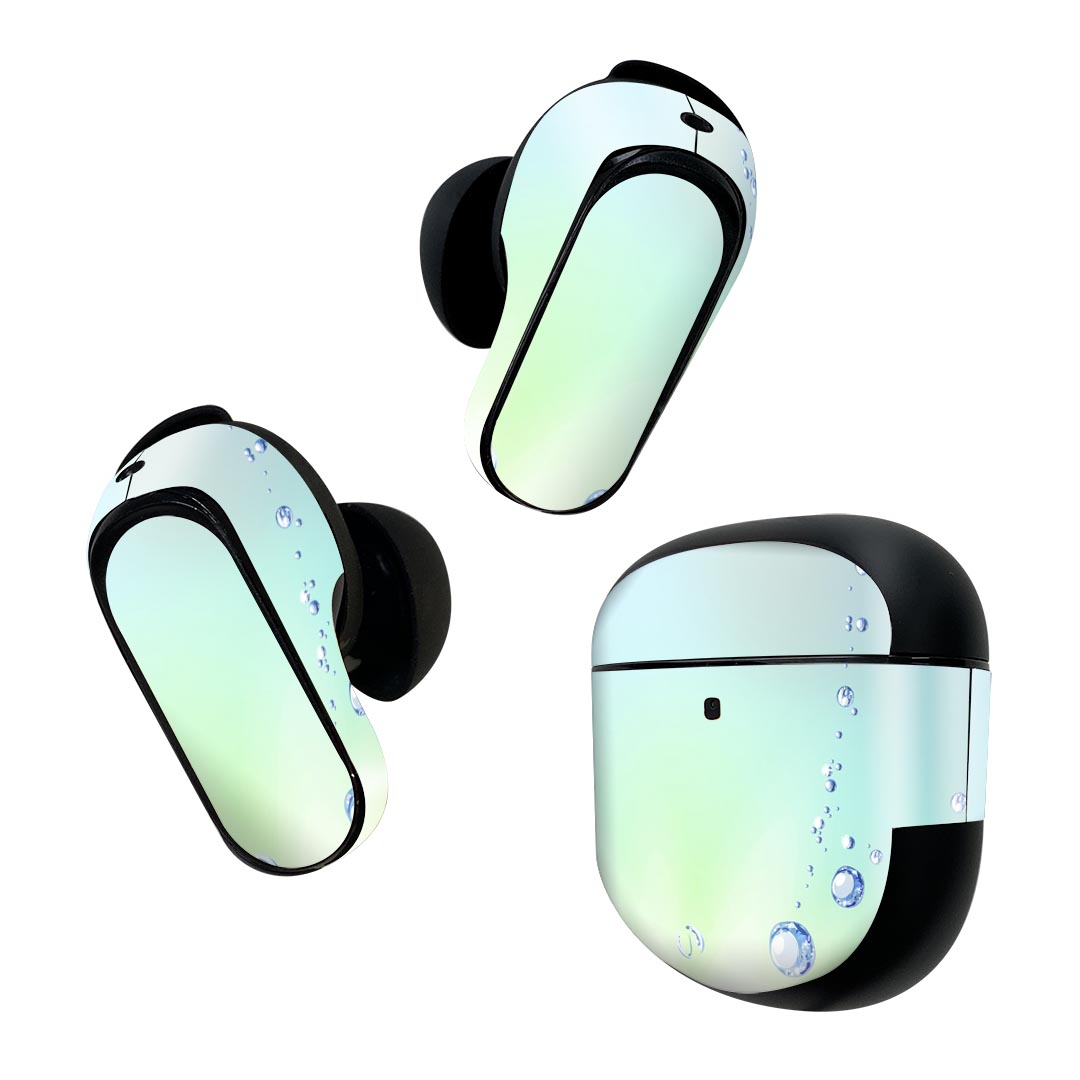 製品名 Bose QuietComfort Earbuds II 専用デザインスキンシール セット内容 Bose QuietComfort Earbuds II 専用シール　イヤホン（左右）3枚、充電ケース用シール 1枚AirPods第3世代専用です。第1?2世代、Proシリーズには対応していません。 商品特徴 再剥離性シートを素材に採用し、細かな位置調整がしやすく貼り直しが容易です。また、エアフリーでもありますので気泡が簡単に逃げるので、キレイに貼ることができます。専用の業務プリンターを使い、商品画像と遜色のない美しい印刷仕上がり。 注意事項 画像はサンプルですので、ご覧の環境によっては多少色味に違いを感じる場合がございます。 イメージと違った、モニターと色味が異なるという理由での交換や返金はご対応出来かねます。スキンシールのみの販売で、機器本体や充電ケース本体は付属しません。シワができた場合、ドライヤーなどで軽く温め、外側に向けてシワを伸ばすように貼ってください。初回貼付時の位置調整や貼り直しは可能ですが、しっかりと押し付けて接着させた後の再剥離、再利用は保証しておりません。また接着部に油分や汚れが付着しますと角の部分は剥がれやすくなりますので、貼付時はあまり触れないようにご注意ください。無地のセミグロスシートにデザインをプリントした商品で、デコなどの加工はございません。 凹凸や光沢があるように見えたり布地や金属を素材にしたように見える商品もありますが、デザインの図版によるものです。印刷時に微妙な画像のズレが生じる場合がございます。ご注文後に1点1点制作する受注生産品の為、不良品以外のご返品や交換は固くお断りします。 商品発送 完全受注生産のハンドメイド商品となりますので、既製品と比べて発送までお時間を頂いています。 基本的に決済確認後2~3営業日、最大で10営業日での発送となります。繁忙期や休業日明けの場合はさらに時間がかかる場合があります。 その際には別途メールにてご連絡致します。メール便の場合、発送日から到着までに2?4日ほどかかる場合が多く、紛失などの保障もご対応できかねます。あらかじめご了承下さい。