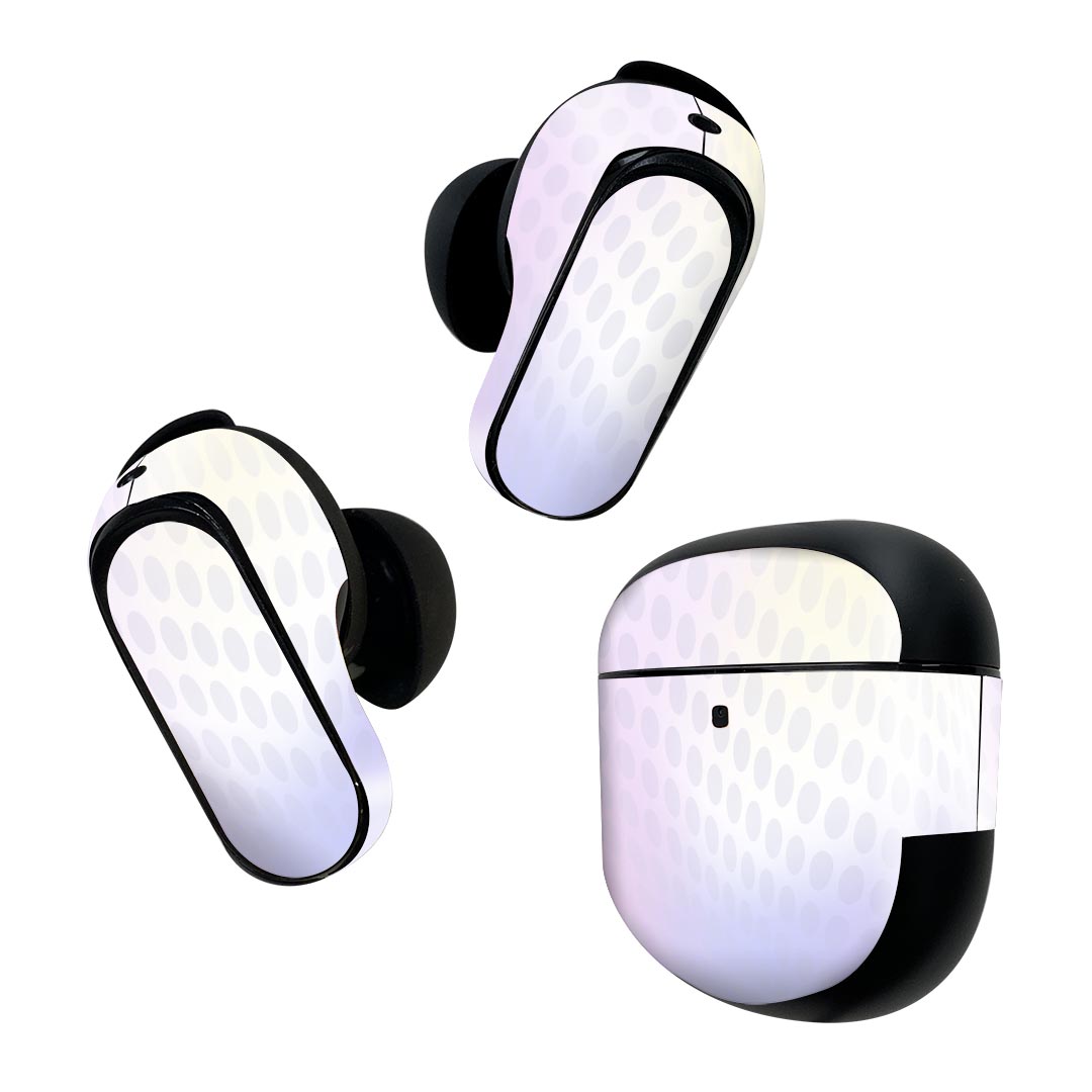 製品名 Bose QuietComfort Earbuds II 専用デザインスキンシール セット内容 Bose QuietComfort Earbuds II 専用シール　イヤホン（左右）3枚、充電ケース用シール 1枚AirPods第3世代専用です。第1?2世代、Proシリーズには対応していません。 商品特徴 再剥離性シートを素材に採用し、細かな位置調整がしやすく貼り直しが容易です。また、エアフリーでもありますので気泡が簡単に逃げるので、キレイに貼ることができます。専用の業務プリンターを使い、商品画像と遜色のない美しい印刷仕上がり。 注意事項 画像はサンプルですので、ご覧の環境によっては多少色味に違いを感じる場合がございます。 イメージと違った、モニターと色味が異なるという理由での交換や返金はご対応出来かねます。スキンシールのみの販売で、機器本体や充電ケース本体は付属しません。シワができた場合、ドライヤーなどで軽く温め、外側に向けてシワを伸ばすように貼ってください。初回貼付時の位置調整や貼り直しは可能ですが、しっかりと押し付けて接着させた後の再剥離、再利用は保証しておりません。また接着部に油分や汚れが付着しますと角の部分は剥がれやすくなりますので、貼付時はあまり触れないようにご注意ください。無地のセミグロスシートにデザインをプリントした商品で、デコなどの加工はございません。 凹凸や光沢があるように見えたり布地や金属を素材にしたように見える商品もありますが、デザインの図版によるものです。印刷時に微妙な画像のズレが生じる場合がございます。ご注文後に1点1点制作する受注生産品の為、不良品以外のご返品や交換は固くお断りします。 商品発送 完全受注生産のハンドメイド商品となりますので、既製品と比べて発送までお時間を頂いています。 基本的に決済確認後2~3営業日、最大で10営業日での発送となります。繁忙期や休業日明けの場合はさらに時間がかかる場合があります。 その際には別途メールにてご連絡致します。メール便の場合、発送日から到着までに2?4日ほどかかる場合が多く、紛失などの保障もご対応できかねます。あらかじめご了承下さい。