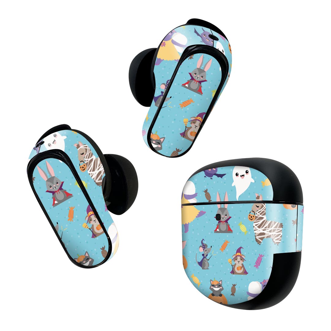 製品名 Bose QuietComfort Earbuds II 専用デザインスキンシール セット内容 Bose QuietComfort Earbuds II 専用シール　イヤホン（左右）3枚、充電ケース用シール 1枚AirPods第3世代専用です。第1?2世代、Proシリーズには対応していません。 商品特徴 再剥離性シートを素材に採用し、細かな位置調整がしやすく貼り直しが容易です。また、エアフリーでもありますので気泡が簡単に逃げるので、キレイに貼ることができます。専用の業務プリンターを使い、商品画像と遜色のない美しい印刷仕上がり。 注意事項 画像はサンプルですので、ご覧の環境によっては多少色味に違いを感じる場合がございます。 イメージと違った、モニターと色味が異なるという理由での交換や返金はご対応出来かねます。スキンシールのみの販売で、機器本体や充電ケース本体は付属しません。シワができた場合、ドライヤーなどで軽く温め、外側に向けてシワを伸ばすように貼ってください。初回貼付時の位置調整や貼り直しは可能ですが、しっかりと押し付けて接着させた後の再剥離、再利用は保証しておりません。また接着部に油分や汚れが付着しますと角の部分は剥がれやすくなりますので、貼付時はあまり触れないようにご注意ください。無地のセミグロスシートにデザインをプリントした商品で、デコなどの加工はございません。 凹凸や光沢があるように見えたり布地や金属を素材にしたように見える商品もありますが、デザインの図版によるものです。印刷時に微妙な画像のズレが生じる場合がございます。ご注文後に1点1点制作する受注生産品の為、不良品以外のご返品や交換は固くお断りします。 商品発送 完全受注生産のハンドメイド商品となりますので、既製品と比べて発送までお時間を頂いています。 基本的に決済確認後2~3営業日、最大で10営業日での発送となります。繁忙期や休業日明けの場合はさらに時間がかかる場合があります。 その際には別途メールにてご連絡致します。メール便の場合、発送日から到着までに2?4日ほどかかる場合が多く、紛失などの保障もご対応できかねます。あらかじめご了承下さい。