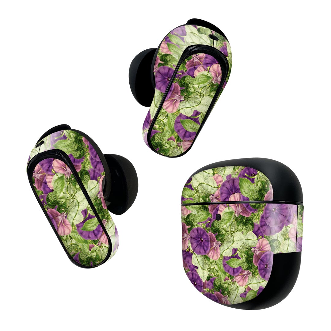 製品名 Bose QuietComfort Earbuds II 専用デザインスキンシール セット内容 Bose QuietComfort Earbuds II 専用シール　イヤホン（左右）3枚、充電ケース用シール 1枚AirPods第3世代専用です。第1?2世代、Proシリーズには対応していません。 商品特徴 再剥離性シートを素材に採用し、細かな位置調整がしやすく貼り直しが容易です。また、エアフリーでもありますので気泡が簡単に逃げるので、キレイに貼ることができます。専用の業務プリンターを使い、商品画像と遜色のない美しい印刷仕上がり。 注意事項 画像はサンプルですので、ご覧の環境によっては多少色味に違いを感じる場合がございます。 イメージと違った、モニターと色味が異なるという理由での交換や返金はご対応出来かねます。スキンシールのみの販売で、機器本体や充電ケース本体は付属しません。シワができた場合、ドライヤーなどで軽く温め、外側に向けてシワを伸ばすように貼ってください。初回貼付時の位置調整や貼り直しは可能ですが、しっかりと押し付けて接着させた後の再剥離、再利用は保証しておりません。また接着部に油分や汚れが付着しますと角の部分は剥がれやすくなりますので、貼付時はあまり触れないようにご注意ください。無地のセミグロスシートにデザインをプリントした商品で、デコなどの加工はございません。 凹凸や光沢があるように見えたり布地や金属を素材にしたように見える商品もありますが、デザインの図版によるものです。印刷時に微妙な画像のズレが生じる場合がございます。ご注文後に1点1点制作する受注生産品の為、不良品以外のご返品や交換は固くお断りします。 商品発送 完全受注生産のハンドメイド商品となりますので、既製品と比べて発送までお時間を頂いています。 基本的に決済確認後2~3営業日、最大で10営業日での発送となります。繁忙期や休業日明けの場合はさらに時間がかかる場合があります。 その際には別途メールにてご連絡致します。メール便の場合、発送日から到着までに2?4日ほどかかる場合が多く、紛失などの保障もご対応できかねます。あらかじめご了承下さい。