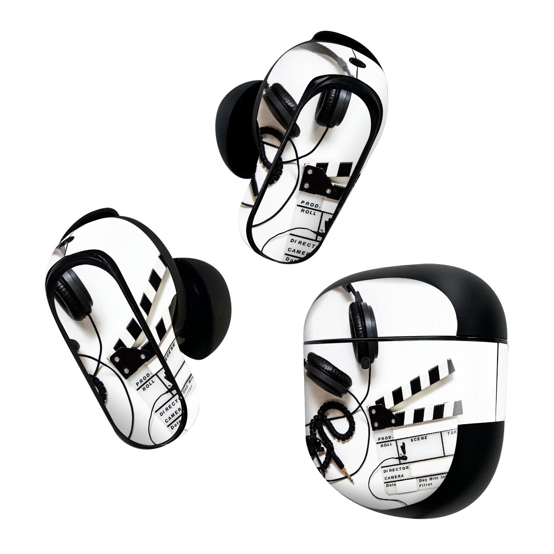 製品名 Bose QuietComfort Earbuds II 専用デザインスキンシール セット内容 Bose QuietComfort Earbuds II 専用シール　イヤホン（左右）3枚、充電ケース用シール 1枚AirPods第3世代専用です。第1?2世代、Proシリーズには対応していません。 商品特徴 再剥離性シートを素材に採用し、細かな位置調整がしやすく貼り直しが容易です。また、エアフリーでもありますので気泡が簡単に逃げるので、キレイに貼ることができます。専用の業務プリンターを使い、商品画像と遜色のない美しい印刷仕上がり。 注意事項 画像はサンプルですので、ご覧の環境によっては多少色味に違いを感じる場合がございます。 イメージと違った、モニターと色味が異なるという理由での交換や返金はご対応出来かねます。スキンシールのみの販売で、機器本体や充電ケース本体は付属しません。シワができた場合、ドライヤーなどで軽く温め、外側に向けてシワを伸ばすように貼ってください。初回貼付時の位置調整や貼り直しは可能ですが、しっかりと押し付けて接着させた後の再剥離、再利用は保証しておりません。また接着部に油分や汚れが付着しますと角の部分は剥がれやすくなりますので、貼付時はあまり触れないようにご注意ください。無地のセミグロスシートにデザインをプリントした商品で、デコなどの加工はございません。 凹凸や光沢があるように見えたり布地や金属を素材にしたように見える商品もありますが、デザインの図版によるものです。印刷時に微妙な画像のズレが生じる場合がございます。ご注文後に1点1点制作する受注生産品の為、不良品以外のご返品や交換は固くお断りします。 商品発送 完全受注生産のハンドメイド商品となりますので、既製品と比べて発送までお時間を頂いています。 基本的に決済確認後2~3営業日、最大で10営業日での発送となります。繁忙期や休業日明けの場合はさらに時間がかかる場合があります。 その際には別途メールにてご連絡致します。メール便の場合、発送日から到着までに2?4日ほどかかる場合が多く、紛失などの保障もご対応できかねます。あらかじめご了承下さい。