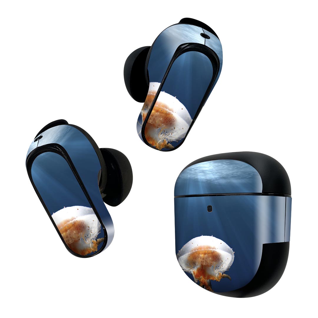 Bose QuietComfort Earbuds II 用 スキンシール ボーズ イヤバッズ2 用　ステッカー　本体3セット ケース1セット 保護 フィルム デコ くらげ　写真　海 023477