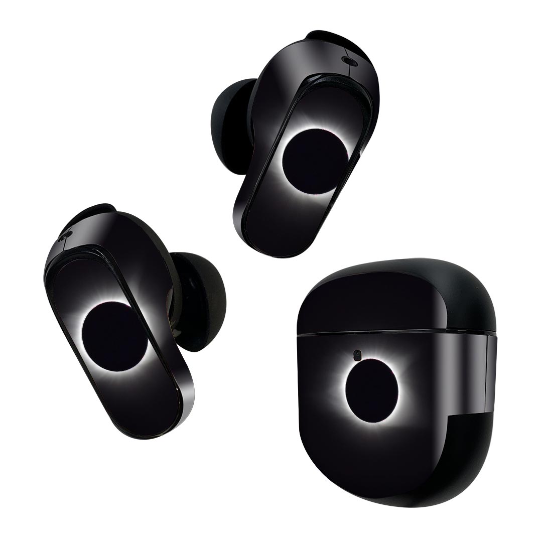 Bose QuietComfort Earbuds II 用 スキンシール ボーズ イヤバッズ2 用 ステッカー 本体3セット ケース1セット 保護 フィルム デコ 皆既月食 天体 023814