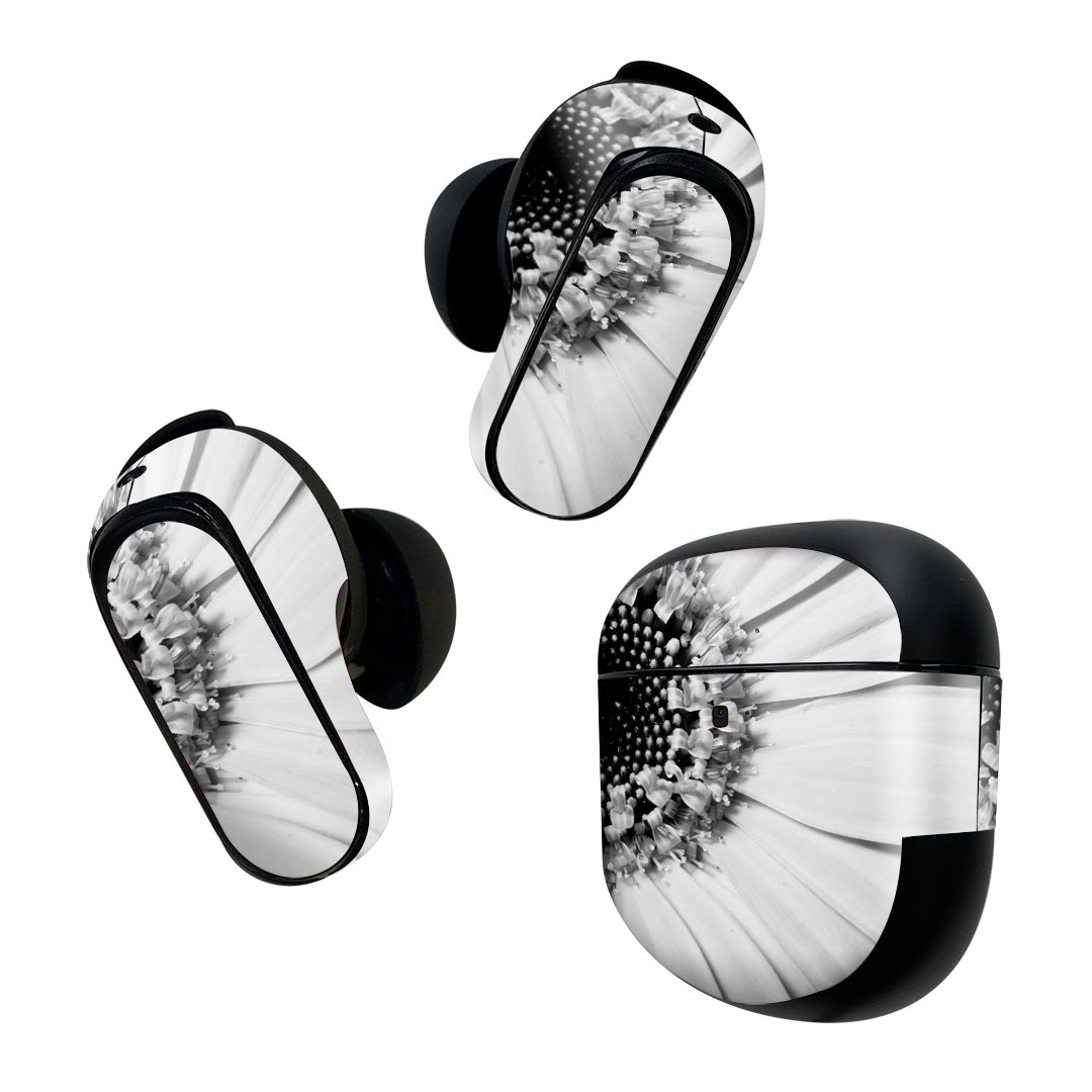 Bose QuietComfort Earbuds II 用 スキンシール ボーズ イヤバッズ2 用　ステッカー　本体3セット ケース1セット 保護 フィルム デコ 花　植物　花びら 026069