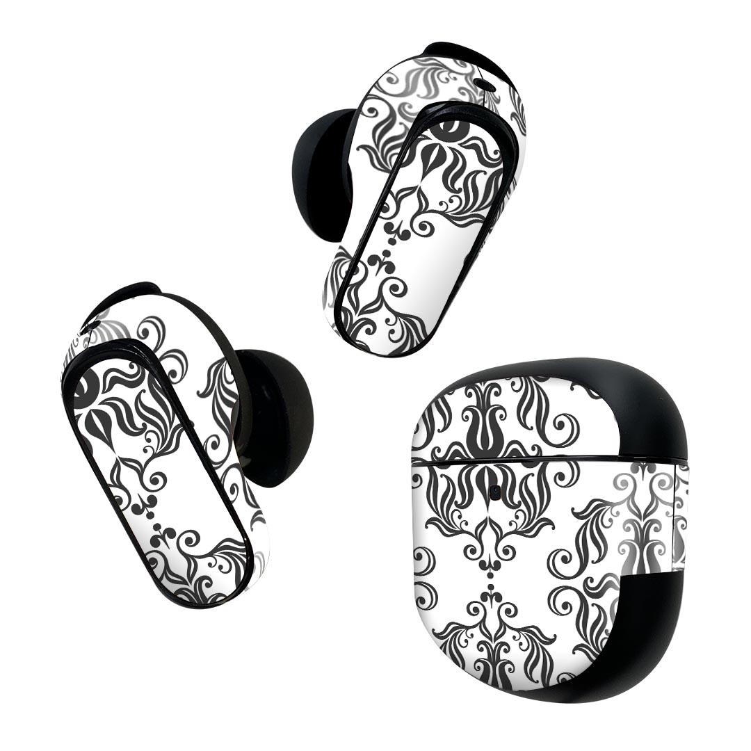 製品名 Bose QuietComfort Earbuds II 専用デザインスキンシール セット内容 Bose QuietComfort Earbuds II 専用シール　イヤホン（左右）3枚、充電ケース用シール 1枚AirPods第3世代専用です。第1?2世代、Proシリーズには対応していません。 商品特徴 再剥離性シートを素材に採用し、細かな位置調整がしやすく貼り直しが容易です。また、エアフリーでもありますので気泡が簡単に逃げるので、キレイに貼ることができます。専用の業務プリンターを使い、商品画像と遜色のない美しい印刷仕上がり。 注意事項 画像はサンプルですので、ご覧の環境によっては多少色味に違いを感じる場合がございます。 イメージと違った、モニターと色味が異なるという理由での交換や返金はご対応出来かねます。スキンシールのみの販売で、機器本体や充電ケース本体は付属しません。シワができた場合、ドライヤーなどで軽く温め、外側に向けてシワを伸ばすように貼ってください。初回貼付時の位置調整や貼り直しは可能ですが、しっかりと押し付けて接着させた後の再剥離、再利用は保証しておりません。また接着部に油分や汚れが付着しますと角の部分は剥がれやすくなりますので、貼付時はあまり触れないようにご注意ください。無地のセミグロスシートにデザインをプリントした商品で、デコなどの加工はございません。 凹凸や光沢があるように見えたり布地や金属を素材にしたように見える商品もありますが、デザインの図版によるものです。印刷時に微妙な画像のズレが生じる場合がございます。ご注文後に1点1点制作する受注生産品の為、不良品以外のご返品や交換は固くお断りします。 商品発送 完全受注生産のハンドメイド商品となりますので、既製品と比べて発送までお時間を頂いています。 基本的に決済確認後2~3営業日、最大で10営業日での発送となります。繁忙期や休業日明けの場合はさらに時間がかかる場合があります。 その際には別途メールにてご連絡致します。メール便の場合、発送日から到着までに2?4日ほどかかる場合が多く、紛失などの保障もご対応できかねます。あらかじめご了承下さい。