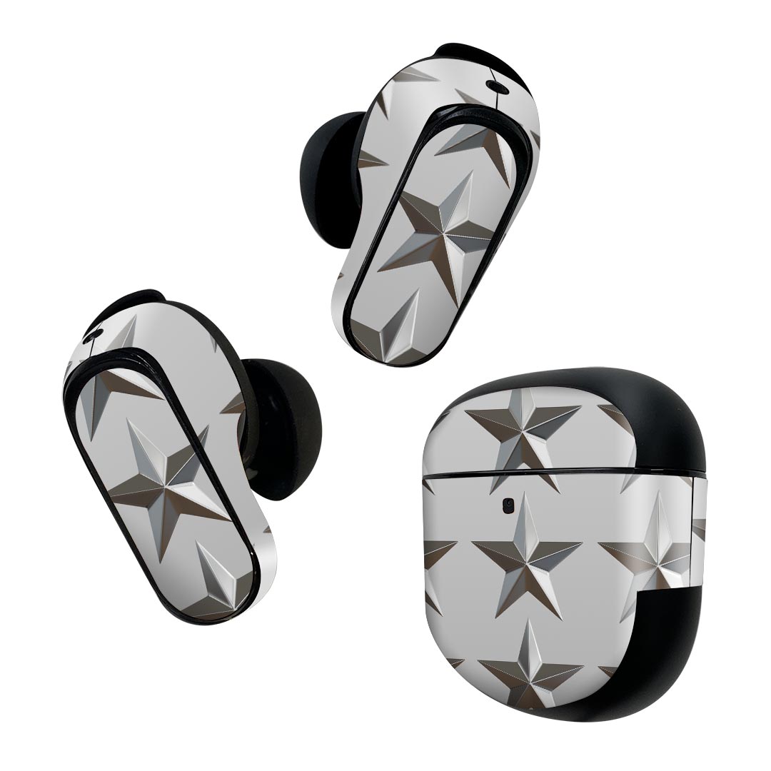 製品名 Bose QuietComfort Earbuds II 専用デザインスキンシール セット内容 Bose QuietComfort Earbuds II 専用シール　イヤホン（左右）3枚、充電ケース用シール 1枚AirPods第3世代専用です。第1?2世代、Proシリーズには対応していません。 商品特徴 再剥離性シートを素材に採用し、細かな位置調整がしやすく貼り直しが容易です。また、エアフリーでもありますので気泡が簡単に逃げるので、キレイに貼ることができます。専用の業務プリンターを使い、商品画像と遜色のない美しい印刷仕上がり。 注意事項 画像はサンプルですので、ご覧の環境によっては多少色味に違いを感じる場合がございます。 イメージと違った、モニターと色味が異なるという理由での交換や返金はご対応出来かねます。スキンシールのみの販売で、機器本体や充電ケース本体は付属しません。シワができた場合、ドライヤーなどで軽く温め、外側に向けてシワを伸ばすように貼ってください。初回貼付時の位置調整や貼り直しは可能ですが、しっかりと押し付けて接着させた後の再剥離、再利用は保証しておりません。また接着部に油分や汚れが付着しますと角の部分は剥がれやすくなりますので、貼付時はあまり触れないようにご注意ください。無地のセミグロスシートにデザインをプリントした商品で、デコなどの加工はございません。 凹凸や光沢があるように見えたり布地や金属を素材にしたように見える商品もありますが、デザインの図版によるものです。印刷時に微妙な画像のズレが生じる場合がございます。ご注文後に1点1点制作する受注生産品の為、不良品以外のご返品や交換は固くお断りします。 商品発送 完全受注生産のハンドメイド商品となりますので、既製品と比べて発送までお時間を頂いています。 基本的に決済確認後2~3営業日、最大で10営業日での発送となります。繁忙期や休業日明けの場合はさらに時間がかかる場合があります。 その際には別途メールにてご連絡致します。メール便の場合、発送日から到着までに2?4日ほどかかる場合が多く、紛失などの保障もご対応できかねます。あらかじめご了承下さい。