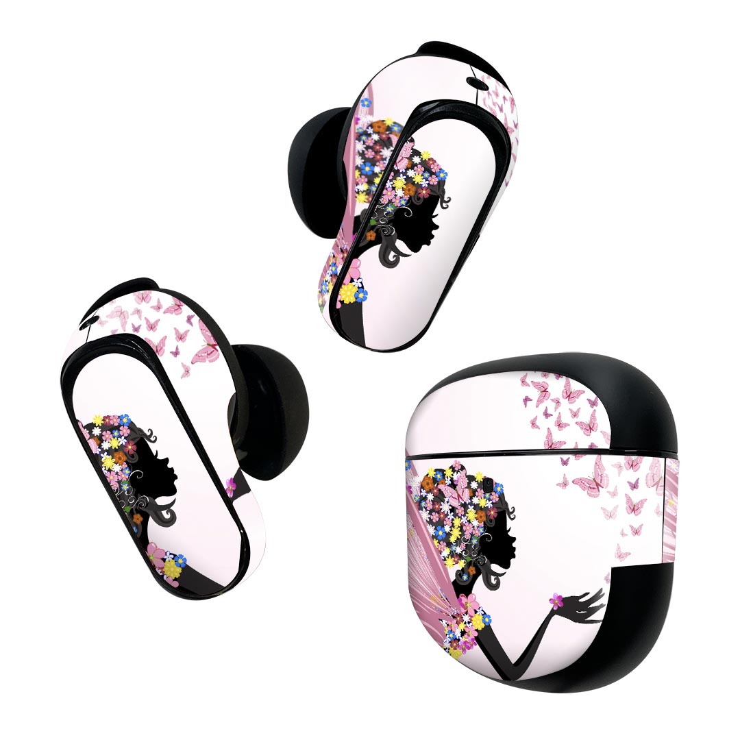 製品名 Bose QuietComfort Earbuds II 専用デザインスキンシール セット内容 Bose QuietComfort Earbuds II 専用シール　イヤホン（左右）3枚、充電ケース用シール 1枚AirPods第3世代専用です。第1?2世代、Proシリーズには対応していません。 商品特徴 再剥離性シートを素材に採用し、細かな位置調整がしやすく貼り直しが容易です。また、エアフリーでもありますので気泡が簡単に逃げるので、キレイに貼ることができます。専用の業務プリンターを使い、商品画像と遜色のない美しい印刷仕上がり。 注意事項 画像はサンプルですので、ご覧の環境によっては多少色味に違いを感じる場合がございます。 イメージと違った、モニターと色味が異なるという理由での交換や返金はご対応出来かねます。スキンシールのみの販売で、機器本体や充電ケース本体は付属しません。シワができた場合、ドライヤーなどで軽く温め、外側に向けてシワを伸ばすように貼ってください。初回貼付時の位置調整や貼り直しは可能ですが、しっかりと押し付けて接着させた後の再剥離、再利用は保証しておりません。また接着部に油分や汚れが付着しますと角の部分は剥がれやすくなりますので、貼付時はあまり触れないようにご注意ください。無地のセミグロスシートにデザインをプリントした商品で、デコなどの加工はございません。 凹凸や光沢があるように見えたり布地や金属を素材にしたように見える商品もありますが、デザインの図版によるものです。印刷時に微妙な画像のズレが生じる場合がございます。ご注文後に1点1点制作する受注生産品の為、不良品以外のご返品や交換は固くお断りします。 商品発送 完全受注生産のハンドメイド商品となりますので、既製品と比べて発送までお時間を頂いています。 基本的に決済確認後2~3営業日、最大で10営業日での発送となります。繁忙期や休業日明けの場合はさらに時間がかかる場合があります。 その際には別途メールにてご連絡致します。メール便の場合、発送日から到着までに2?4日ほどかかる場合が多く、紛失などの保障もご対応できかねます。あらかじめご了承下さい。