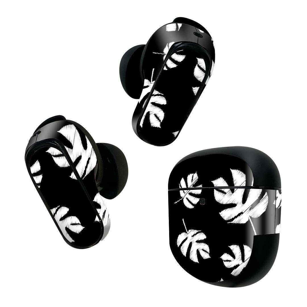 製品名 Bose QuietComfort Earbuds II 専用デザインスキンシール セット内容 Bose QuietComfort Earbuds II 専用シール　イヤホン（左右）3枚、充電ケース用シール 1枚AirPods第3世代専用です。第1?2世代、Proシリーズには対応していません。 商品特徴 再剥離性シートを素材に採用し、細かな位置調整がしやすく貼り直しが容易です。また、エアフリーでもありますので気泡が簡単に逃げるので、キレイに貼ることができます。専用の業務プリンターを使い、商品画像と遜色のない美しい印刷仕上がり。 注意事項 画像はサンプルですので、ご覧の環境によっては多少色味に違いを感じる場合がございます。 イメージと違った、モニターと色味が異なるという理由での交換や返金はご対応出来かねます。スキンシールのみの販売で、機器本体や充電ケース本体は付属しません。シワができた場合、ドライヤーなどで軽く温め、外側に向けてシワを伸ばすように貼ってください。初回貼付時の位置調整や貼り直しは可能ですが、しっかりと押し付けて接着させた後の再剥離、再利用は保証しておりません。また接着部に油分や汚れが付着しますと角の部分は剥がれやすくなりますので、貼付時はあまり触れないようにご注意ください。無地のセミグロスシートにデザインをプリントした商品で、デコなどの加工はございません。 凹凸や光沢があるように見えたり布地や金属を素材にしたように見える商品もありますが、デザインの図版によるものです。印刷時に微妙な画像のズレが生じる場合がございます。ご注文後に1点1点制作する受注生産品の為、不良品以外のご返品や交換は固くお断りします。 商品発送 完全受注生産のハンドメイド商品となりますので、既製品と比べて発送までお時間を頂いています。 基本的に決済確認後2~3営業日、最大で10営業日での発送となります。繁忙期や休業日明けの場合はさらに時間がかかる場合があります。 その際には別途メールにてご連絡致します。メール便の場合、発送日から到着までに2?4日ほどかかる場合が多く、紛失などの保障もご対応できかねます。あらかじめご了承下さい。