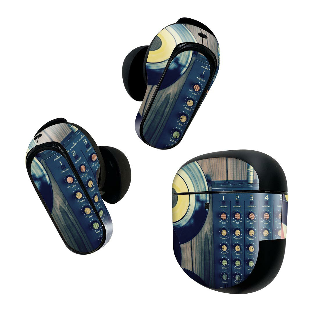 製品名 Bose QuietComfort Earbuds II 専用デザインスキンシール セット内容 Bose QuietComfort Earbuds II 専用シール　イヤホン（左右）3枚、充電ケース用シール 1枚AirPods第3世代専用です。第1?2世代、Proシリーズには対応していません。 商品特徴 再剥離性シートを素材に採用し、細かな位置調整がしやすく貼り直しが容易です。また、エアフリーでもありますので気泡が簡単に逃げるので、キレイに貼ることができます。専用の業務プリンターを使い、商品画像と遜色のない美しい印刷仕上がり。 注意事項 画像はサンプルですので、ご覧の環境によっては多少色味に違いを感じる場合がございます。 イメージと違った、モニターと色味が異なるという理由での交換や返金はご対応出来かねます。スキンシールのみの販売で、機器本体や充電ケース本体は付属しません。シワができた場合、ドライヤーなどで軽く温め、外側に向けてシワを伸ばすように貼ってください。初回貼付時の位置調整や貼り直しは可能ですが、しっかりと押し付けて接着させた後の再剥離、再利用は保証しておりません。また接着部に油分や汚れが付着しますと角の部分は剥がれやすくなりますので、貼付時はあまり触れないようにご注意ください。無地のセミグロスシートにデザインをプリントした商品で、デコなどの加工はございません。 凹凸や光沢があるように見えたり布地や金属を素材にしたように見える商品もありますが、デザインの図版によるものです。印刷時に微妙な画像のズレが生じる場合がございます。ご注文後に1点1点制作する受注生産品の為、不良品以外のご返品や交換は固くお断りします。 商品発送 完全受注生産のハンドメイド商品となりますので、既製品と比べて発送までお時間を頂いています。 基本的に決済確認後2~3営業日、最大で10営業日での発送となります。繁忙期や休業日明けの場合はさらに時間がかかる場合があります。 その際には別途メールにてご連絡致します。メール便の場合、発送日から到着までに2?4日ほどかかる場合が多く、紛失などの保障もご対応できかねます。あらかじめご了承下さい。