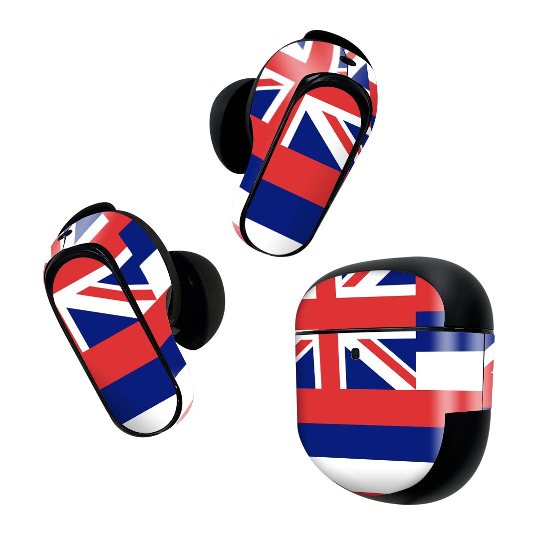 製品名 Bose QuietComfort Earbuds II 専用デザインスキンシール セット内容 Bose QuietComfort Earbuds II 専用シール　イヤホン（左右）3枚、充電ケース用シール 1枚AirPods第3世代専用です。第1?2世代、Proシリーズには対応していません。 商品特徴 再剥離性シートを素材に採用し、細かな位置調整がしやすく貼り直しが容易です。また、エアフリーでもありますので気泡が簡単に逃げるので、キレイに貼ることができます。専用の業務プリンターを使い、商品画像と遜色のない美しい印刷仕上がり。 注意事項 画像はサンプルですので、ご覧の環境によっては多少色味に違いを感じる場合がございます。 イメージと違った、モニターと色味が異なるという理由での交換や返金はご対応出来かねます。スキンシールのみの販売で、機器本体や充電ケース本体は付属しません。シワができた場合、ドライヤーなどで軽く温め、外側に向けてシワを伸ばすように貼ってください。初回貼付時の位置調整や貼り直しは可能ですが、しっかりと押し付けて接着させた後の再剥離、再利用は保証しておりません。また接着部に油分や汚れが付着しますと角の部分は剥がれやすくなりますので、貼付時はあまり触れないようにご注意ください。無地のセミグロスシートにデザインをプリントした商品で、デコなどの加工はございません。 凹凸や光沢があるように見えたり布地や金属を素材にしたように見える商品もありますが、デザインの図版によるものです。印刷時に微妙な画像のズレが生じる場合がございます。ご注文後に1点1点制作する受注生産品の為、不良品以外のご返品や交換は固くお断りします。 商品発送 完全受注生産のハンドメイド商品となりますので、既製品と比べて発送までお時間を頂いています。 基本的に決済確認後2~3営業日、最大で10営業日での発送となります。繁忙期や休業日明けの場合はさらに時間がかかる場合があります。 その際には別途メールにてご連絡致します。メール便の場合、発送日から到着までに2?4日ほどかかる場合が多く、紛失などの保障もご対応できかねます。あらかじめご了承下さい。