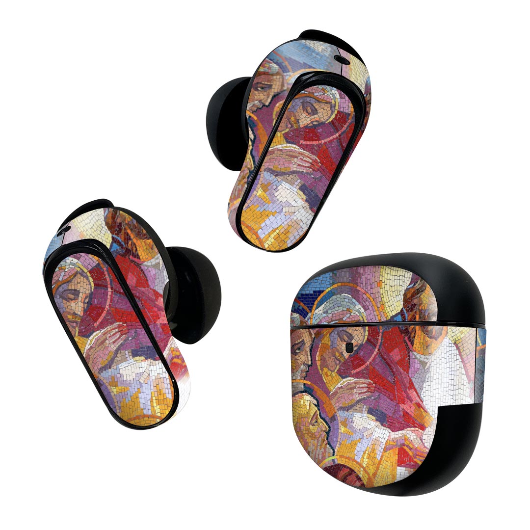 製品名 Bose QuietComfort Earbuds II 専用デザインスキンシール セット内容 Bose QuietComfort Earbuds II 専用シール　イヤホン（左右）3枚、充電ケース用シール 1枚AirPods第3世代専用です。第1?2世代、Proシリーズには対応していません。 商品特徴 再剥離性シートを素材に採用し、細かな位置調整がしやすく貼り直しが容易です。また、エアフリーでもありますので気泡が簡単に逃げるので、キレイに貼ることができます。専用の業務プリンターを使い、商品画像と遜色のない美しい印刷仕上がり。 注意事項 画像はサンプルですので、ご覧の環境によっては多少色味に違いを感じる場合がございます。 イメージと違った、モニターと色味が異なるという理由での交換や返金はご対応出来かねます。スキンシールのみの販売で、機器本体や充電ケース本体は付属しません。シワができた場合、ドライヤーなどで軽く温め、外側に向けてシワを伸ばすように貼ってください。初回貼付時の位置調整や貼り直しは可能ですが、しっかりと押し付けて接着させた後の再剥離、再利用は保証しておりません。また接着部に油分や汚れが付着しますと角の部分は剥がれやすくなりますので、貼付時はあまり触れないようにご注意ください。無地のセミグロスシートにデザインをプリントした商品で、デコなどの加工はございません。 凹凸や光沢があるように見えたり布地や金属を素材にしたように見える商品もありますが、デザインの図版によるものです。印刷時に微妙な画像のズレが生じる場合がございます。ご注文後に1点1点制作する受注生産品の為、不良品以外のご返品や交換は固くお断りします。 商品発送 完全受注生産のハンドメイド商品となりますので、既製品と比べて発送までお時間を頂いています。 基本的に決済確認後2~3営業日、最大で10営業日での発送となります。繁忙期や休業日明けの場合はさらに時間がかかる場合があります。 その際には別途メールにてご連絡致します。メール便の場合、発送日から到着までに2?4日ほどかかる場合が多く、紛失などの保障もご対応できかねます。あらかじめご了承下さい。