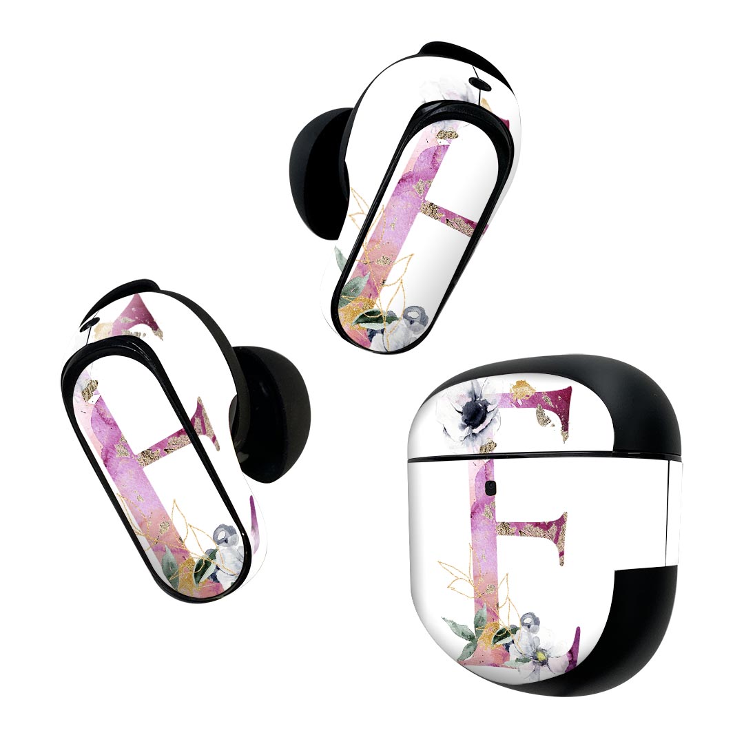 製品名 Bose QuietComfort Earbuds II 専用デザインスキンシール セット内容 Bose QuietComfort Earbuds II 専用シール　イヤホン（左右）3枚、充電ケース用シール 1枚AirPods第3世代専用です。第1?2世代、Proシリーズには対応していません。 商品特徴 再剥離性シートを素材に採用し、細かな位置調整がしやすく貼り直しが容易です。また、エアフリーでもありますので気泡が簡単に逃げるので、キレイに貼ることができます。専用の業務プリンターを使い、商品画像と遜色のない美しい印刷仕上がり。 注意事項 画像はサンプルですので、ご覧の環境によっては多少色味に違いを感じる場合がございます。 イメージと違った、モニターと色味が異なるという理由での交換や返金はご対応出来かねます。スキンシールのみの販売で、機器本体や充電ケース本体は付属しません。シワができた場合、ドライヤーなどで軽く温め、外側に向けてシワを伸ばすように貼ってください。初回貼付時の位置調整や貼り直しは可能ですが、しっかりと押し付けて接着させた後の再剥離、再利用は保証しておりません。また接着部に油分や汚れが付着しますと角の部分は剥がれやすくなりますので、貼付時はあまり触れないようにご注意ください。無地のセミグロスシートにデザインをプリントした商品で、デコなどの加工はございません。 凹凸や光沢があるように見えたり布地や金属を素材にしたように見える商品もありますが、デザインの図版によるものです。印刷時に微妙な画像のズレが生じる場合がございます。ご注文後に1点1点制作する受注生産品の為、不良品以外のご返品や交換は固くお断りします。 商品発送 完全受注生産のハンドメイド商品となりますので、既製品と比べて発送までお時間を頂いています。 基本的に決済確認後2~3営業日、最大で10営業日での発送となります。繁忙期や休業日明けの場合はさらに時間がかかる場合があります。 その際には別途メールにてご連絡致します。メール便の場合、発送日から到着までに2?4日ほどかかる場合が多く、紛失などの保障もご対応できかねます。あらかじめご了承下さい。