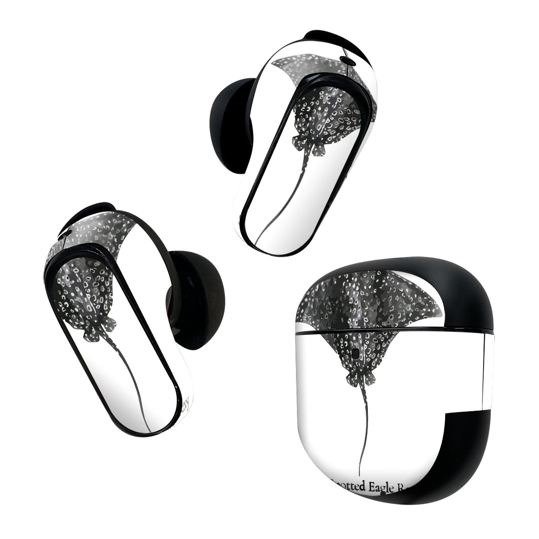 Bose QuietComfort Earbuds II 用 スキンシール ボーズ イヤバッズ2 用 ステッカー 本体3セット ケース1セット 保護 フィルム デコ デザイン 海の生物 マダラトビエイ 019732