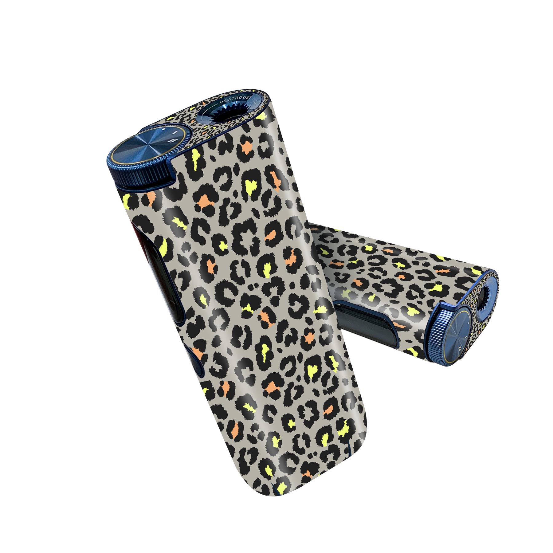 商品特徴・貼るだけでかんたん着せ替え、glo hyper pro 専用デザインスキンシール・高精細プリントで写真と遜色のない仕上がり！半光沢シートでしっとりツヤのある表現力・側面2枚に加え、天面3枚がセットで失敗しても安心！・ちょっとしたすり傷からglo hyper pro 本体を保護・接着部はエアフリー素材で気泡の心配も軽減・再剥離素材なので貼り付け時の調整も安心注意事項画像はサンプルですので、ご覧の環境によっては多少色味に違いを感じる場合がございます。 イメージと違った、モニターと色味が異なるという理由での交換や返金はご対応出来かねます。スキンシールのみの販売で、glo hyper pro 本体は付属しません。初回貼付時の位置調整や貼り直しは可能ですが、しっかりと押し付けて接着させた後の再剥離、再利用は保証しておりません。また接着部に油分や汚れが付着しますと角の部分は剥がれやすくなりますので、貼付時はあまり触れないようにご注意ください。無地のセミグロスシートにデザインをプリントした商品で、デコなどの加工はございません。 凹凸や光沢があるように見えたり布地や金属を素材にしたように見える商品もありますが、デザインの図版によるものです。印刷時に微妙な画像のズレが生じる場合がございます。ご注文後に1点1点制作する受注生産品の為、不良品以外のご返品や交換は固くお断りします。 発送について完全受注生産のハンドメイド商品となりますので、既製品と比べて発送までお時間を頂いています。 基本的に決済確認後、最大で5営業日での発送となります。繁忙期や休業日明けの場合はさらに時間がかかる場合があります。 その際には別途メールにてご連絡致します。メール便の場合、発送日から到着までに2?4日ほどかかる場合が多く、紛失などの保障もご対応できかねます。あらかじめご了承下さい。