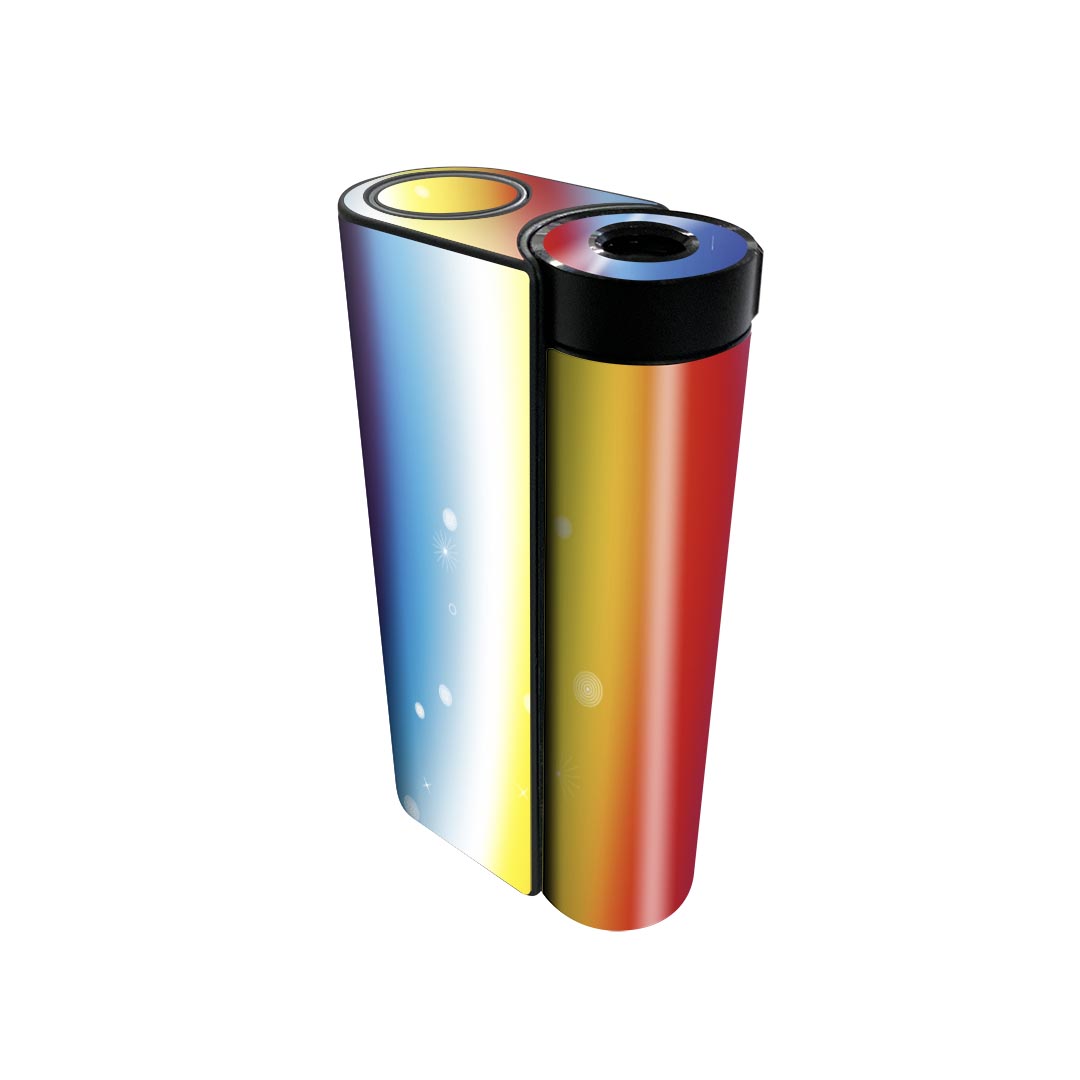 商品特徴・貼るだけでかんたん着せ替え、glo hyperx2 専用デザインスキンシール・高精細プリントで写真と遜色のない仕上がり！半光沢シートでしっとりツヤのある表現力・正面に加え、天面・底面シールがセットで一体感アップ！・ちょっとしたすり傷からglo hyperx2 本体を保護・接着部はエアフリー素材で気泡の心配も軽減・再剥離素材なので貼り付け時の調整も安心注意事項画像はサンプルですので、ご覧の環境によっては多少色味に違いを感じる場合がございます。 イメージと違った、モニターと色味が異なるという理由での交換や返金はご対応出来かねます。スキンシールのみの販売で、glo hyperx2 本体は付属しません。初回貼付時の位置調整や貼り直しは可能ですが、しっかりと押し付けて接着させた後の再剥離、再利用は保証しておりません。また接着部に油分や汚れが付着しますと角の部分は剥がれやすくなりますので、貼付時はあまり触れないようにご注意ください。無地のセミグロスシートにデザインをプリントした商品で、デコなどの加工はございません。 凹凸や光沢があるように見えたり布地や金属を素材にしたように見える商品もありますが、デザインの図版によるものです。印刷時に微妙な画像のズレが生じる場合がございます。ご注文後に1点1点制作する受注生産品の為、不良品以外のご返品や交換は固くお断りします。 発送について完全受注生産のハンドメイド商品となりますので、既製品と比べて発送までお時間を頂いています。 基本的に決済確認後、最大で10営業日での発送となります。繁忙期や休業日明けの場合はさらに時間がかかる場合があります。 その際には別途メールにてご連絡致します。メール便の場合、発送日から到着までに2?4日ほどかかる場合が多く、紛失などの保障もご対応できかねます。あらかじめご了承下さい。