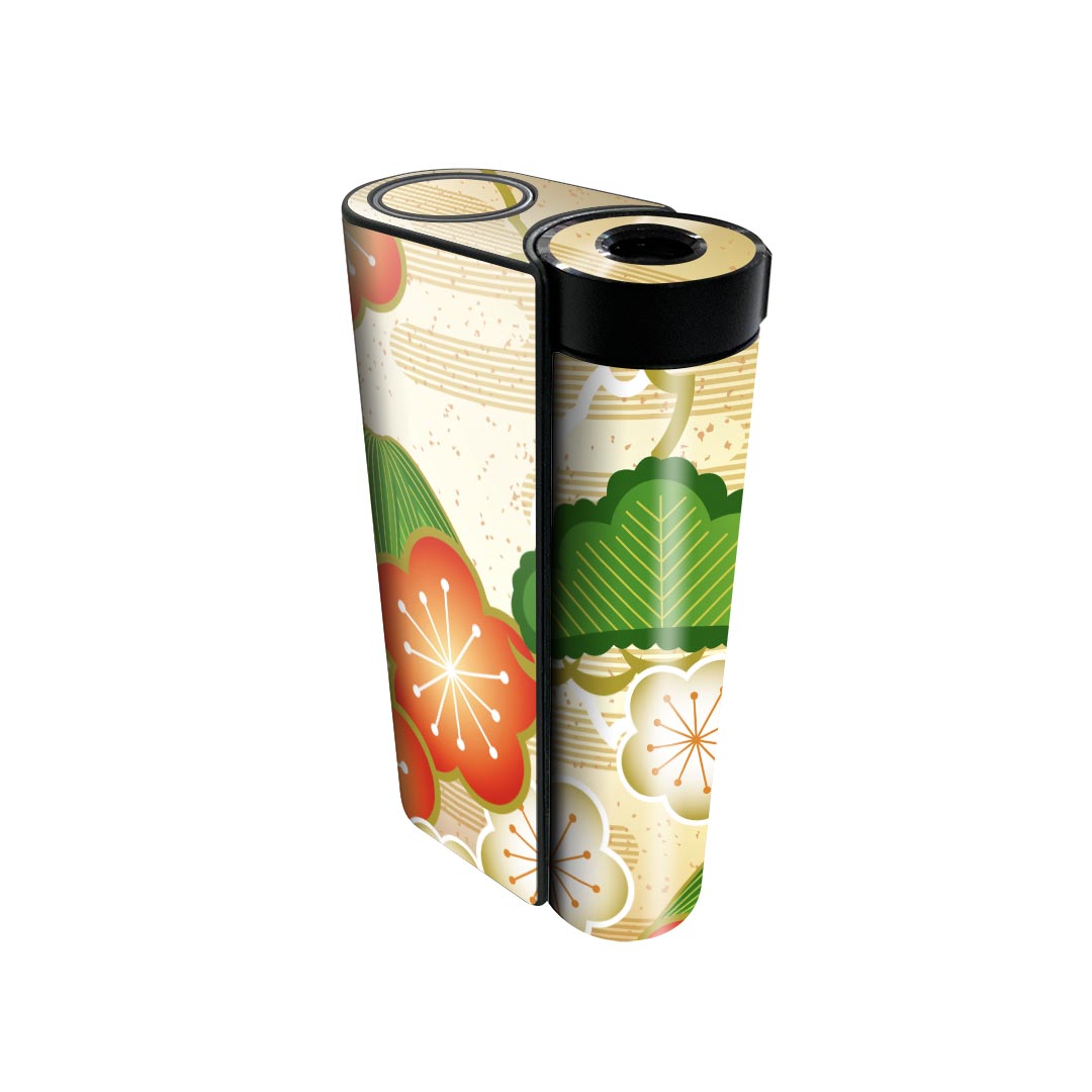 商品特徴・貼るだけでかんたん着せ替え、glo hyperx2 専用デザインスキンシール・高精細プリントで写真と遜色のない仕上がり！半光沢シートでしっとりツヤのある表現力・正面に加え、天面・底面シールがセットで一体感アップ！・ちょっとしたすり傷からglo hyperx2 本体を保護・接着部はエアフリー素材で気泡の心配も軽減・再剥離素材なので貼り付け時の調整も安心注意事項画像はサンプルですので、ご覧の環境によっては多少色味に違いを感じる場合がございます。 イメージと違った、モニターと色味が異なるという理由での交換や返金はご対応出来かねます。スキンシールのみの販売で、glo hyperx2 本体は付属しません。初回貼付時の位置調整や貼り直しは可能ですが、しっかりと押し付けて接着させた後の再剥離、再利用は保証しておりません。また接着部に油分や汚れが付着しますと角の部分は剥がれやすくなりますので、貼付時はあまり触れないようにご注意ください。無地のセミグロスシートにデザインをプリントした商品で、デコなどの加工はございません。 凹凸や光沢があるように見えたり布地や金属を素材にしたように見える商品もありますが、デザインの図版によるものです。印刷時に微妙な画像のズレが生じる場合がございます。ご注文後に1点1点制作する受注生産品の為、不良品以外のご返品や交換は固くお断りします。 発送について完全受注生産のハンドメイド商品となりますので、既製品と比べて発送までお時間を頂いています。 基本的に決済確認後、最大で10営業日での発送となります。繁忙期や休業日明けの場合はさらに時間がかかる場合があります。 その際には別途メールにてご連絡致します。メール便の場合、発送日から到着までに2?4日ほどかかる場合が多く、紛失などの保障もご対応できかねます。あらかじめご了承下さい。