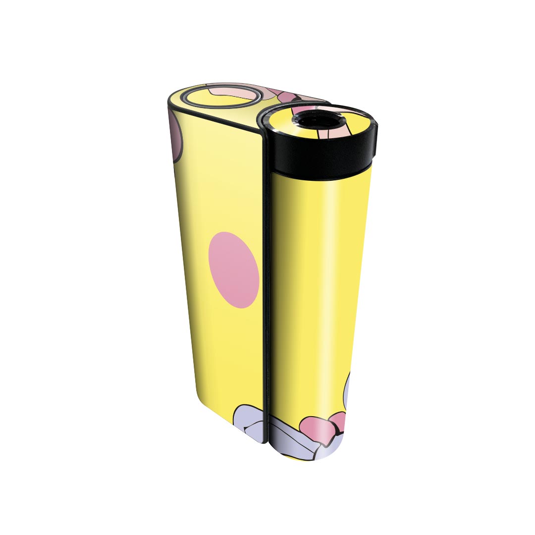 商品特徴・貼るだけでかんたん着せ替え、glo hyperx2 専用デザインスキンシール・高精細プリントで写真と遜色のない仕上がり！半光沢シートでしっとりツヤのある表現力・正面に加え、天面・底面シールがセットで一体感アップ！・ちょっとしたすり傷からglo hyperx2 本体を保護・接着部はエアフリー素材で気泡の心配も軽減・再剥離素材なので貼り付け時の調整も安心注意事項画像はサンプルですので、ご覧の環境によっては多少色味に違いを感じる場合がございます。 イメージと違った、モニターと色味が異なるという理由での交換や返金はご対応出来かねます。スキンシールのみの販売で、glo hyperx2 本体は付属しません。初回貼付時の位置調整や貼り直しは可能ですが、しっかりと押し付けて接着させた後の再剥離、再利用は保証しておりません。また接着部に油分や汚れが付着しますと角の部分は剥がれやすくなりますので、貼付時はあまり触れないようにご注意ください。無地のセミグロスシートにデザインをプリントした商品で、デコなどの加工はございません。 凹凸や光沢があるように見えたり布地や金属を素材にしたように見える商品もありますが、デザインの図版によるものです。印刷時に微妙な画像のズレが生じる場合がございます。ご注文後に1点1点制作する受注生産品の為、不良品以外のご返品や交換は固くお断りします。 発送について完全受注生産のハンドメイド商品となりますので、既製品と比べて発送までお時間を頂いています。 基本的に決済確認後、最大で10営業日での発送となります。繁忙期や休業日明けの場合はさらに時間がかかる場合があります。 その際には別途メールにてご連絡致します。メール便の場合、発送日から到着までに2?4日ほどかかる場合が多く、紛失などの保障もご対応できかねます。あらかじめご了承下さい。