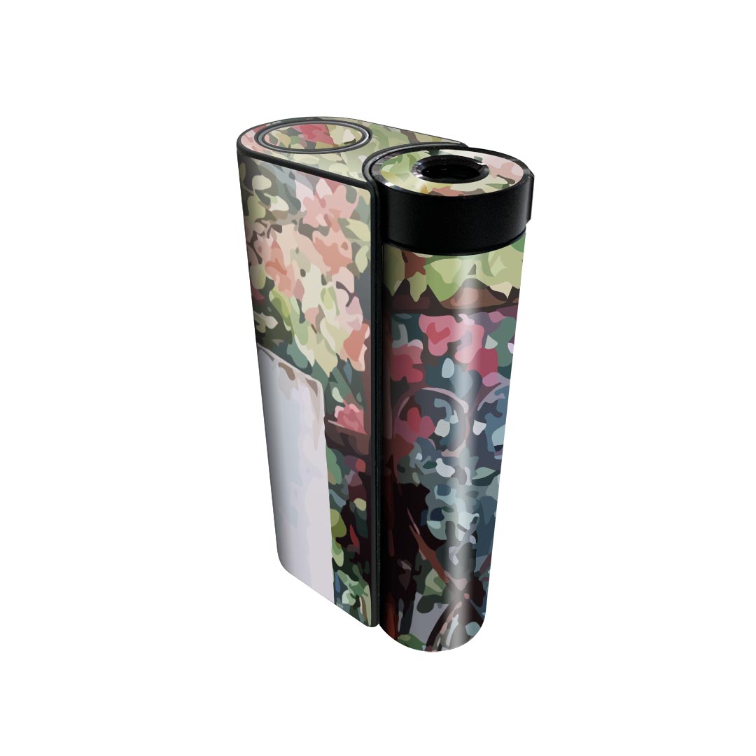 商品特徴・貼るだけでかんたん着せ替え、glo hyperx2 専用デザインスキンシール・高精細プリントで写真と遜色のない仕上がり！半光沢シートでしっとりツヤのある表現力・正面に加え、天面・底面シールがセットで一体感アップ！・ちょっとしたすり傷からglo hyperx2 本体を保護・接着部はエアフリー素材で気泡の心配も軽減・再剥離素材なので貼り付け時の調整も安心注意事項画像はサンプルですので、ご覧の環境によっては多少色味に違いを感じる場合がございます。 イメージと違った、モニターと色味が異なるという理由での交換や返金はご対応出来かねます。スキンシールのみの販売で、glo hyperx2 本体は付属しません。初回貼付時の位置調整や貼り直しは可能ですが、しっかりと押し付けて接着させた後の再剥離、再利用は保証しておりません。また接着部に油分や汚れが付着しますと角の部分は剥がれやすくなりますので、貼付時はあまり触れないようにご注意ください。無地のセミグロスシートにデザインをプリントした商品で、デコなどの加工はございません。 凹凸や光沢があるように見えたり布地や金属を素材にしたように見える商品もありますが、デザインの図版によるものです。印刷時に微妙な画像のズレが生じる場合がございます。ご注文後に1点1点制作する受注生産品の為、不良品以外のご返品や交換は固くお断りします。 発送について完全受注生産のハンドメイド商品となりますので、既製品と比べて発送までお時間を頂いています。 基本的に決済確認後、最大で10営業日での発送となります。繁忙期や休業日明けの場合はさらに時間がかかる場合があります。 その際には別途メールにてご連絡致します。メール便の場合、発送日から到着までに2?4日ほどかかる場合が多く、紛失などの保障もご対応できかねます。あらかじめご了承下さい。