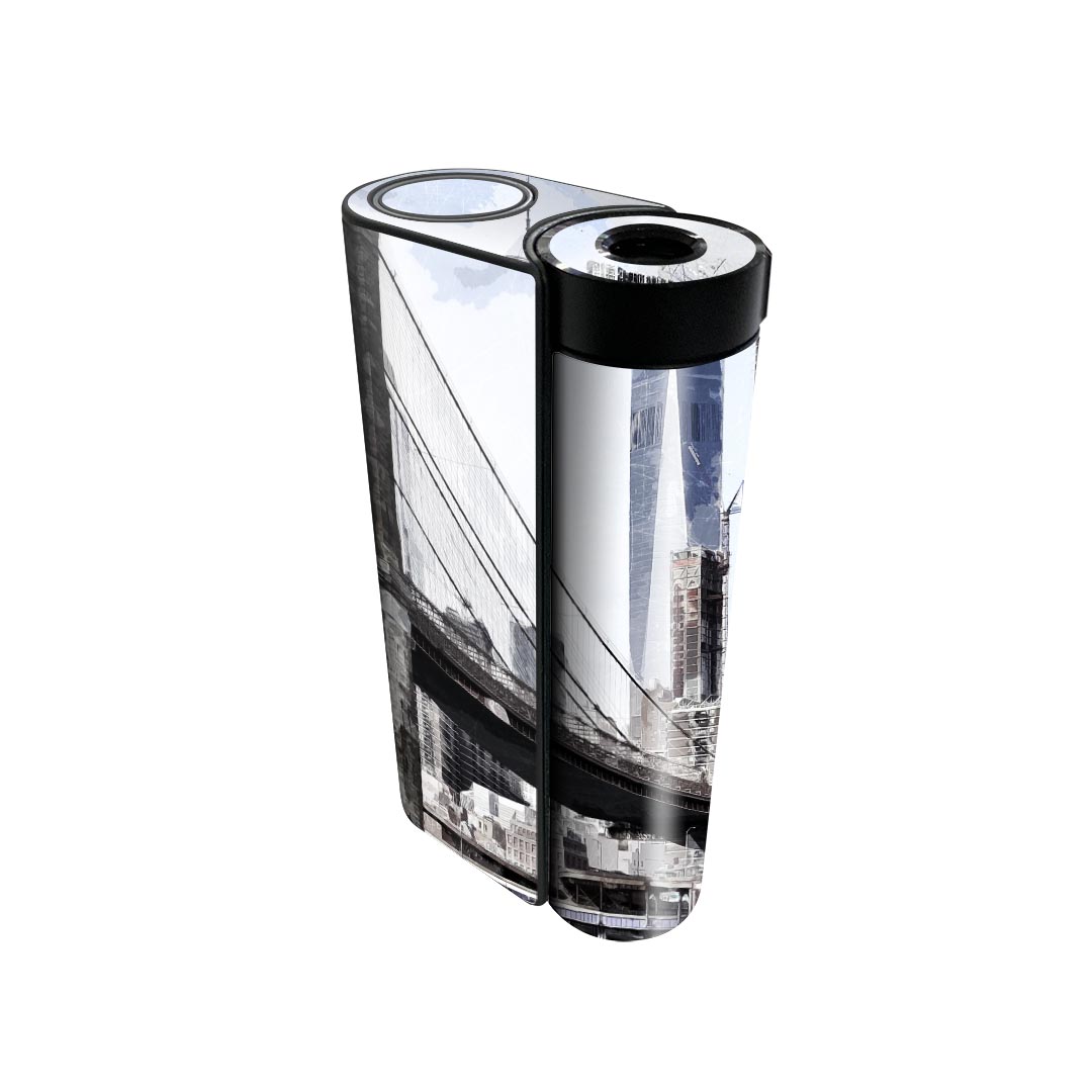 商品特徴・貼るだけでかんたん着せ替え、glo hyperx2 専用デザインスキンシール・高精細プリントで写真と遜色のない仕上がり！半光沢シートでしっとりツヤのある表現力・正面に加え、天面・底面シールがセットで一体感アップ！・ちょっとしたすり傷からglo hyperx2 本体を保護・接着部はエアフリー素材で気泡の心配も軽減・再剥離素材なので貼り付け時の調整も安心注意事項画像はサンプルですので、ご覧の環境によっては多少色味に違いを感じる場合がございます。 イメージと違った、モニターと色味が異なるという理由での交換や返金はご対応出来かねます。スキンシールのみの販売で、glo hyperx2 本体は付属しません。初回貼付時の位置調整や貼り直しは可能ですが、しっかりと押し付けて接着させた後の再剥離、再利用は保証しておりません。また接着部に油分や汚れが付着しますと角の部分は剥がれやすくなりますので、貼付時はあまり触れないようにご注意ください。無地のセミグロスシートにデザインをプリントした商品で、デコなどの加工はございません。 凹凸や光沢があるように見えたり布地や金属を素材にしたように見える商品もありますが、デザインの図版によるものです。印刷時に微妙な画像のズレが生じる場合がございます。ご注文後に1点1点制作する受注生産品の為、不良品以外のご返品や交換は固くお断りします。 発送について完全受注生産のハンドメイド商品となりますので、既製品と比べて発送までお時間を頂いています。 基本的に決済確認後、最大で10営業日での発送となります。繁忙期や休業日明けの場合はさらに時間がかかる場合があります。 その際には別途メールにてご連絡致します。メール便の場合、発送日から到着までに2?4日ほどかかる場合が多く、紛失などの保障もご対応できかねます。あらかじめご了承下さい。