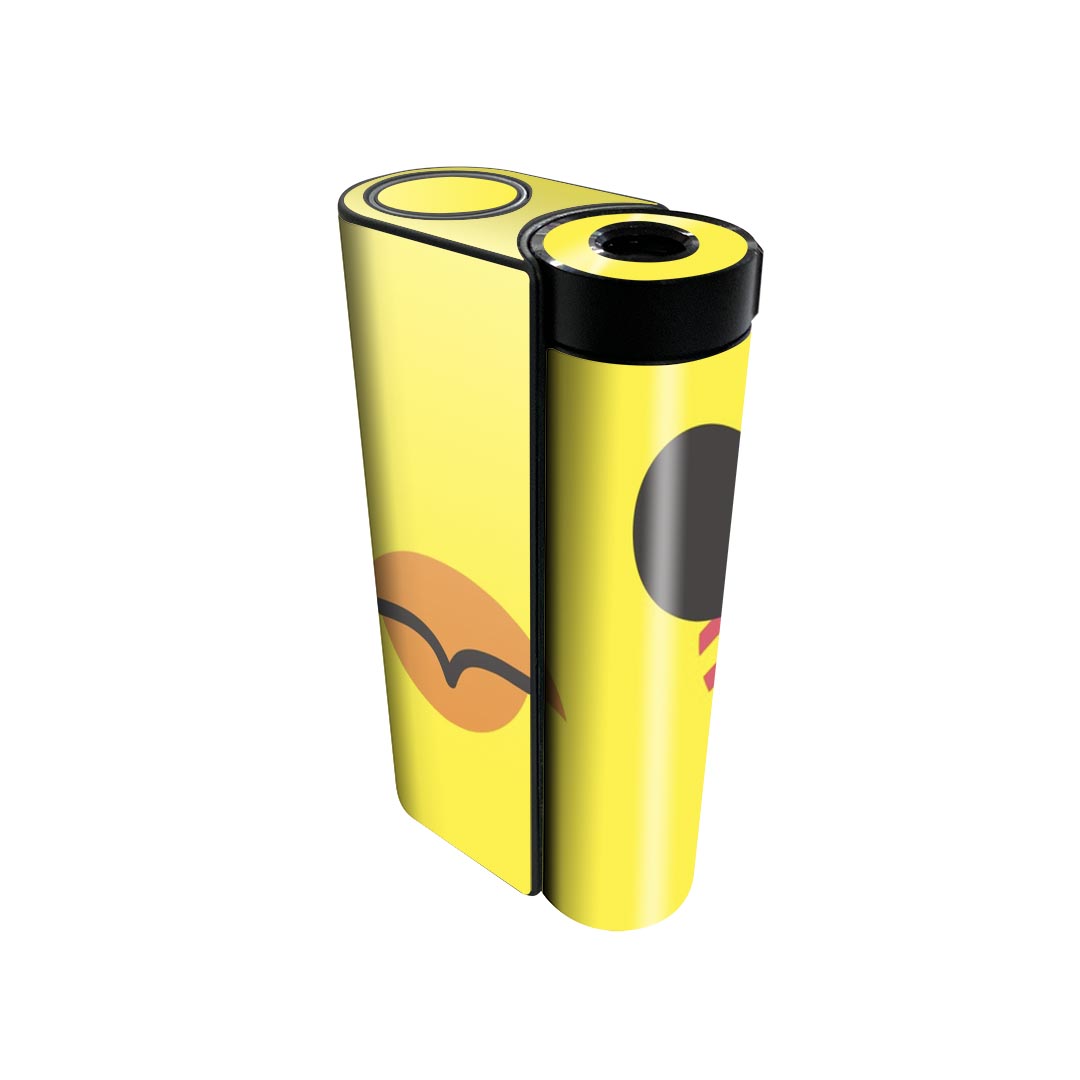 商品特徴・貼るだけでかんたん着せ替え、glo hyperx2 専用デザインスキンシール・高精細プリントで写真と遜色のない仕上がり！半光沢シートでしっとりツヤのある表現力・正面に加え、天面・底面シールがセットで一体感アップ！・ちょっとしたすり傷からglo hyperx2 本体を保護・接着部はエアフリー素材で気泡の心配も軽減・再剥離素材なので貼り付け時の調整も安心注意事項画像はサンプルですので、ご覧の環境によっては多少色味に違いを感じる場合がございます。 イメージと違った、モニターと色味が異なるという理由での交換や返金はご対応出来かねます。スキンシールのみの販売で、glo hyperx2 本体は付属しません。初回貼付時の位置調整や貼り直しは可能ですが、しっかりと押し付けて接着させた後の再剥離、再利用は保証しておりません。また接着部に油分や汚れが付着しますと角の部分は剥がれやすくなりますので、貼付時はあまり触れないようにご注意ください。無地のセミグロスシートにデザインをプリントした商品で、デコなどの加工はございません。 凹凸や光沢があるように見えたり布地や金属を素材にしたように見える商品もありますが、デザインの図版によるものです。印刷時に微妙な画像のズレが生じる場合がございます。ご注文後に1点1点制作する受注生産品の為、不良品以外のご返品や交換は固くお断りします。 発送について完全受注生産のハンドメイド商品となりますので、既製品と比べて発送までお時間を頂いています。 基本的に決済確認後、最大で10営業日での発送となります。繁忙期や休業日明けの場合はさらに時間がかかる場合があります。 その際には別途メールにてご連絡致します。メール便の場合、発送日から到着までに2?4日ほどかかる場合が多く、紛失などの保障もご対応できかねます。あらかじめご了承下さい。