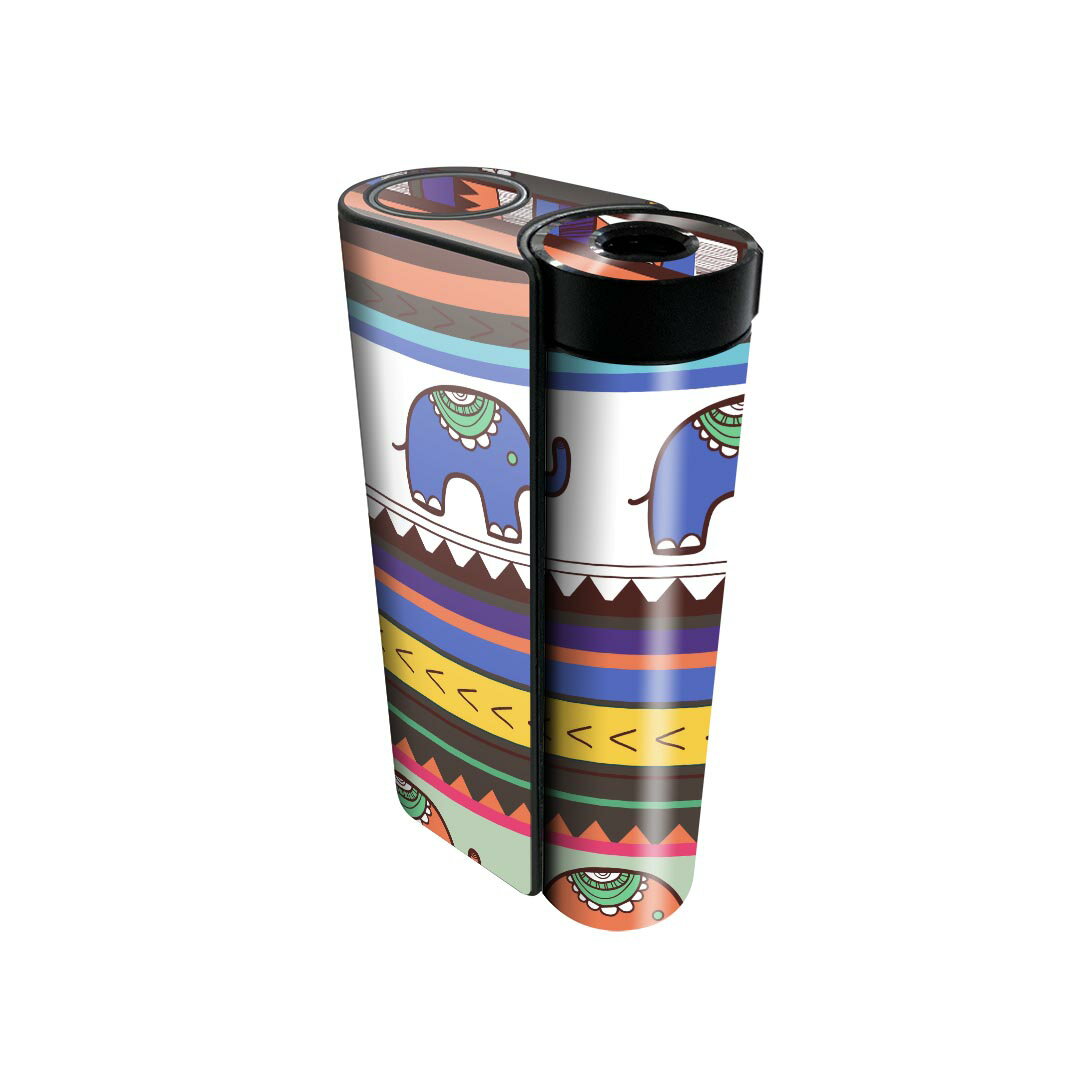 商品特徴・貼るだけでかんたん着せ替え、glo hyperx2 専用デザインスキンシール・高精細プリントで写真と遜色のない仕上がり！半光沢シートでしっとりツヤのある表現力・正面に加え、天面・底面シールがセットで一体感アップ！・ちょっとしたすり傷からglo hyperx2 本体を保護・接着部はエアフリー素材で気泡の心配も軽減・再剥離素材なので貼り付け時の調整も安心注意事項画像はサンプルですので、ご覧の環境によっては多少色味に違いを感じる場合がございます。 イメージと違った、モニターと色味が異なるという理由での交換や返金はご対応出来かねます。スキンシールのみの販売で、glo hyperx2 本体は付属しません。初回貼付時の位置調整や貼り直しは可能ですが、しっかりと押し付けて接着させた後の再剥離、再利用は保証しておりません。また接着部に油分や汚れが付着しますと角の部分は剥がれやすくなりますので、貼付時はあまり触れないようにご注意ください。無地のセミグロスシートにデザインをプリントした商品で、デコなどの加工はございません。 凹凸や光沢があるように見えたり布地や金属を素材にしたように見える商品もありますが、デザインの図版によるものです。印刷時に微妙な画像のズレが生じる場合がございます。ご注文後に1点1点制作する受注生産品の為、不良品以外のご返品や交換は固くお断りします。 発送について完全受注生産のハンドメイド商品となりますので、既製品と比べて発送までお時間を頂いています。 基本的に決済確認後、最大で10営業日での発送となります。繁忙期や休業日明けの場合はさらに時間がかかる場合があります。 その際には別途メールにてご連絡致します。メール便の場合、発送日から到着までに2?4日ほどかかる場合が多く、紛失などの保障もご対応できかねます。あらかじめご了承下さい。