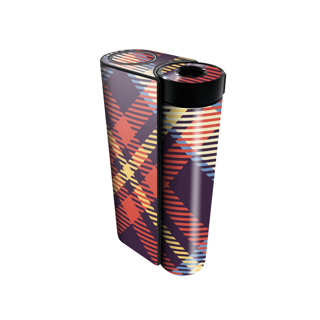 商品特徴・貼るだけでかんたん着せ替え、glo hyperx2 専用デザインスキンシール・高精細プリントで写真と遜色のない仕上がり！半光沢シートでしっとりツヤのある表現力・正面に加え、天面・底面シールがセットで一体感アップ！・ちょっとしたすり傷からglo hyperx2 本体を保護・接着部はエアフリー素材で気泡の心配も軽減・再剥離素材なので貼り付け時の調整も安心注意事項画像はサンプルですので、ご覧の環境によっては多少色味に違いを感じる場合がございます。 イメージと違った、モニターと色味が異なるという理由での交換や返金はご対応出来かねます。スキンシールのみの販売で、glo hyperx2 本体は付属しません。初回貼付時の位置調整や貼り直しは可能ですが、しっかりと押し付けて接着させた後の再剥離、再利用は保証しておりません。また接着部に油分や汚れが付着しますと角の部分は剥がれやすくなりますので、貼付時はあまり触れないようにご注意ください。無地のセミグロスシートにデザインをプリントした商品で、デコなどの加工はございません。 凹凸や光沢があるように見えたり布地や金属を素材にしたように見える商品もありますが、デザインの図版によるものです。印刷時に微妙な画像のズレが生じる場合がございます。ご注文後に1点1点制作する受注生産品の為、不良品以外のご返品や交換は固くお断りします。 発送について完全受注生産のハンドメイド商品となりますので、既製品と比べて発送までお時間を頂いています。 基本的に決済確認後、最大で10営業日での発送となります。繁忙期や休業日明けの場合はさらに時間がかかる場合があります。 その際には別途メールにてご連絡致します。メール便の場合、発送日から到着までに2?4日ほどかかる場合が多く、紛失などの保障もご対応できかねます。あらかじめご了承下さい。