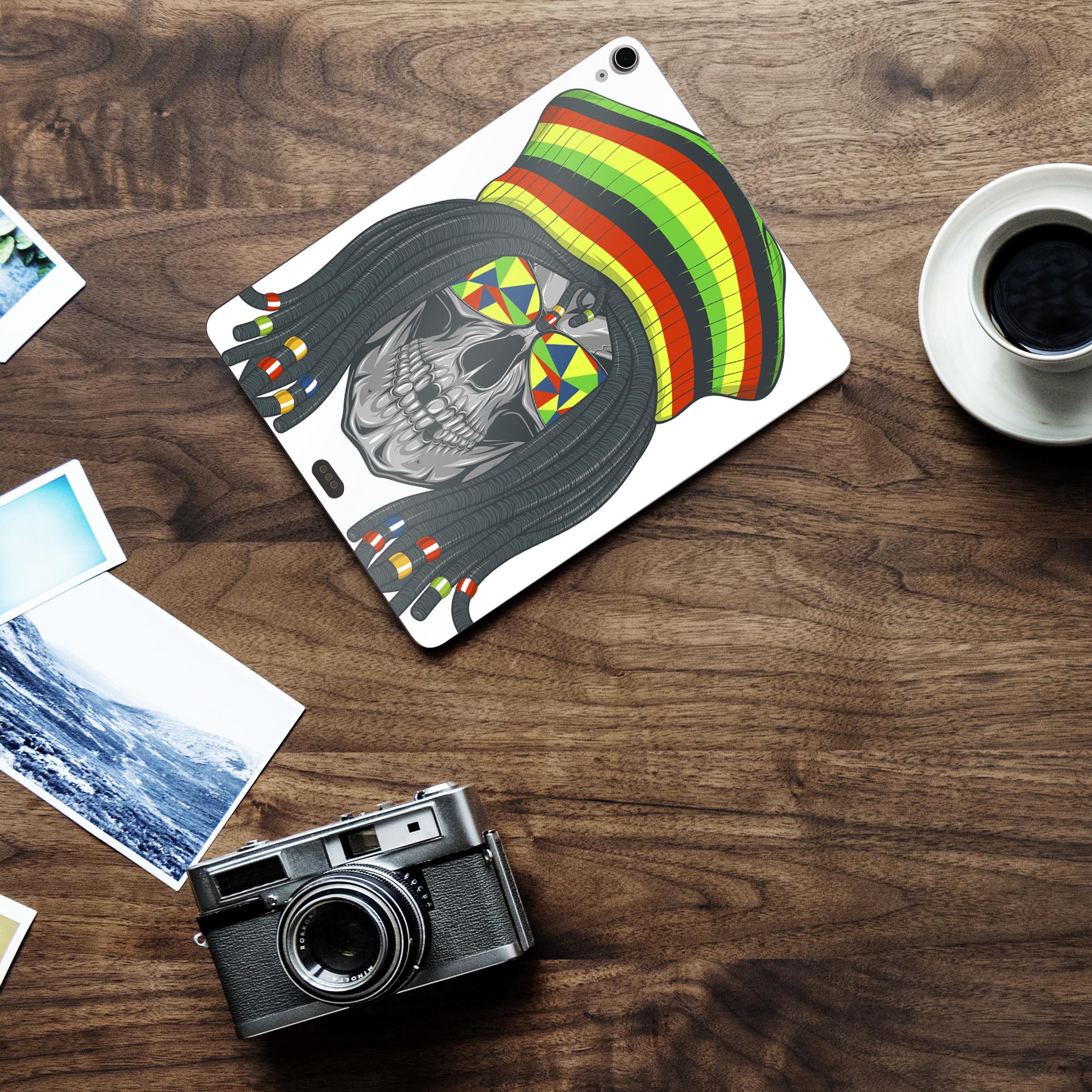 iPad Air13 用 スキンシール アイパッド エア 13インチ 対応 全面スキンシール フル 背面 側面 保護シール 人気 骸骨 ドクロ レゲエ 011717