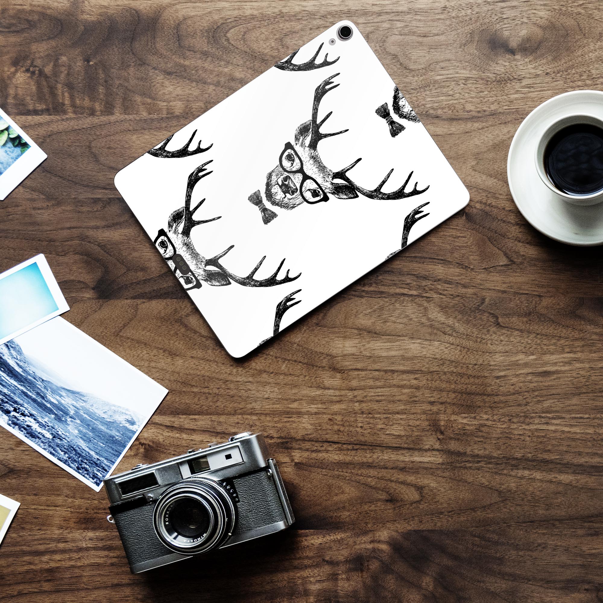 iPad Air13 用 スキンシール アイパッド エア 13インチ 対応 全面スキンシール フル 背面 側面 保護シール 人気 シカ 動物 アニマル 014502